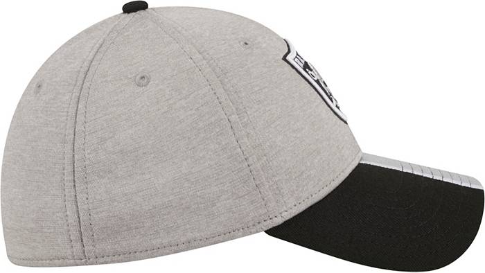 Las Vegas Raiders Throwback Golfer Hat, Gray, by New Era