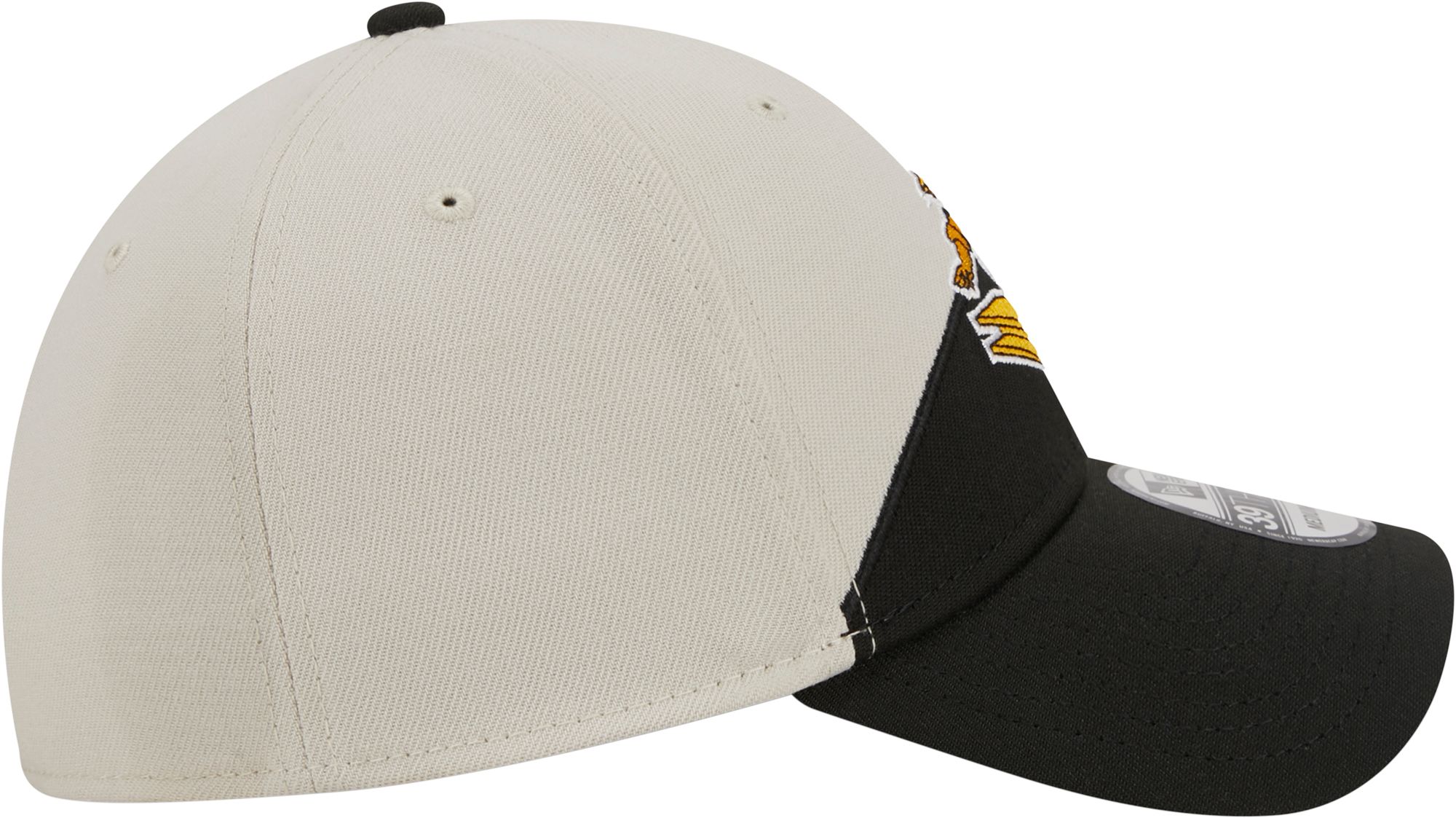 New Era Men's Pittsburgh Steelers 2023 Sideline Historic Black 39Thirty Stretch Fit Hat