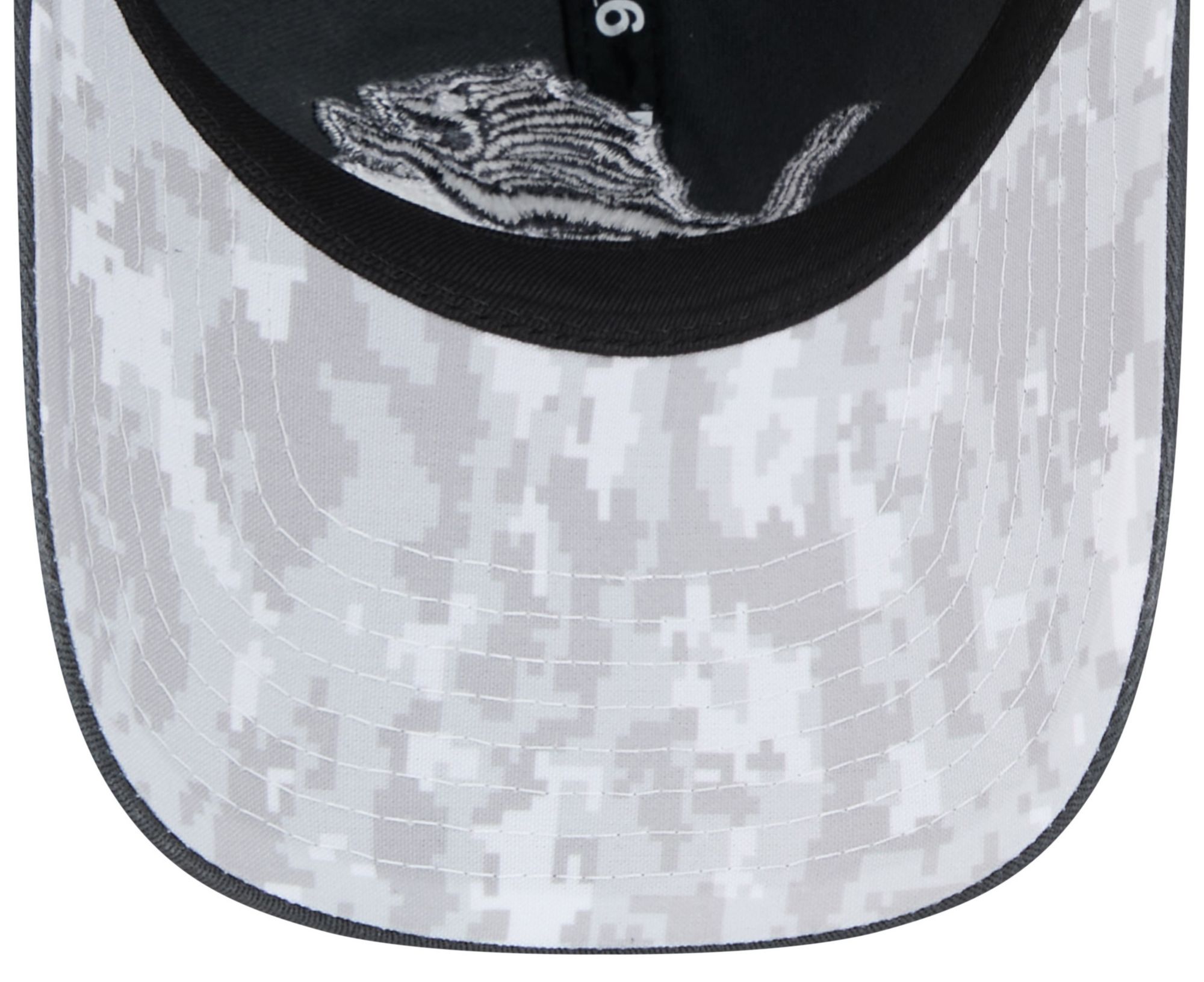 New Era Adult Detroit Lions Salute to Service 2024 Grey 9Twenty Adjustable Hat product image