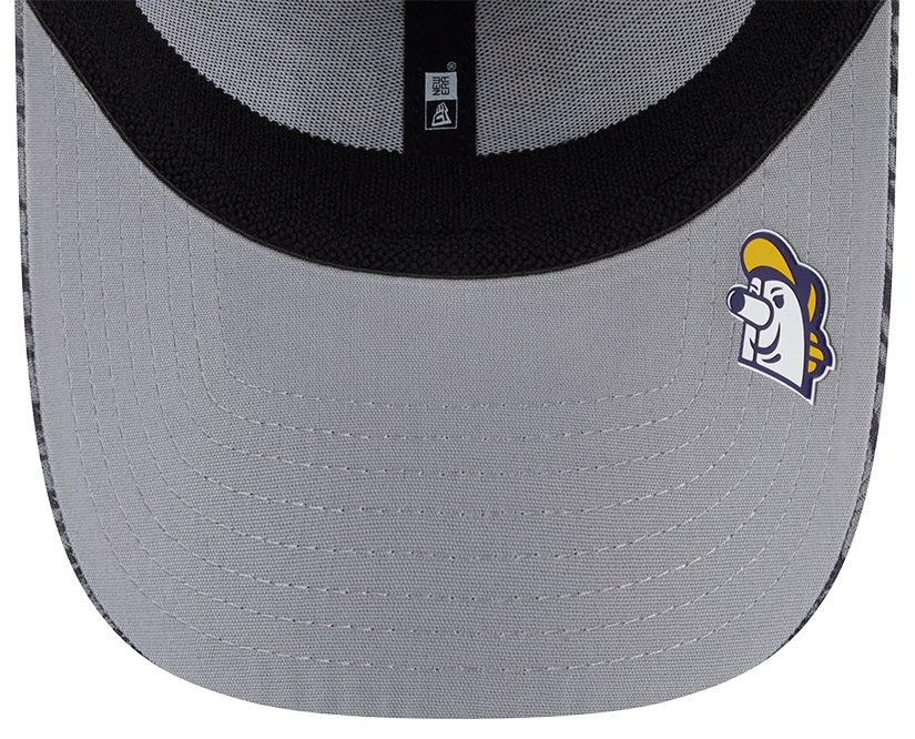 New Era Adult Milwaukee Brewers Clubhouse Grey 39Thirty Stretch Fit Hat product image