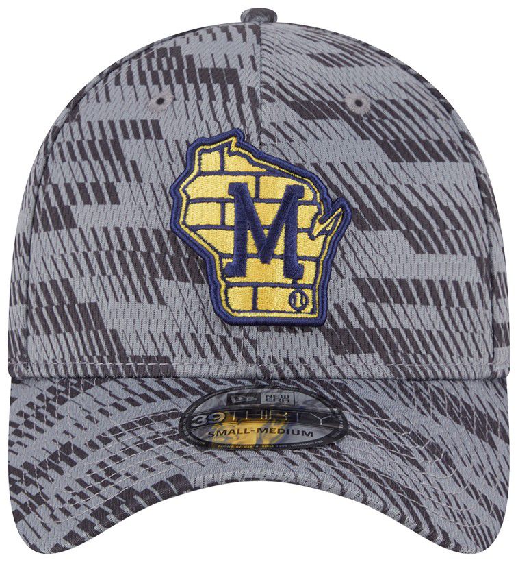 New Era Adult Milwaukee Brewers Clubhouse Grey 39Thirty Stretch Fit Hat product image