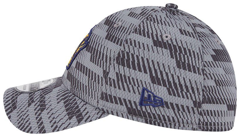 New Era Adult Milwaukee Brewers Clubhouse Grey 39Thirty Stretch Fit Hat product image