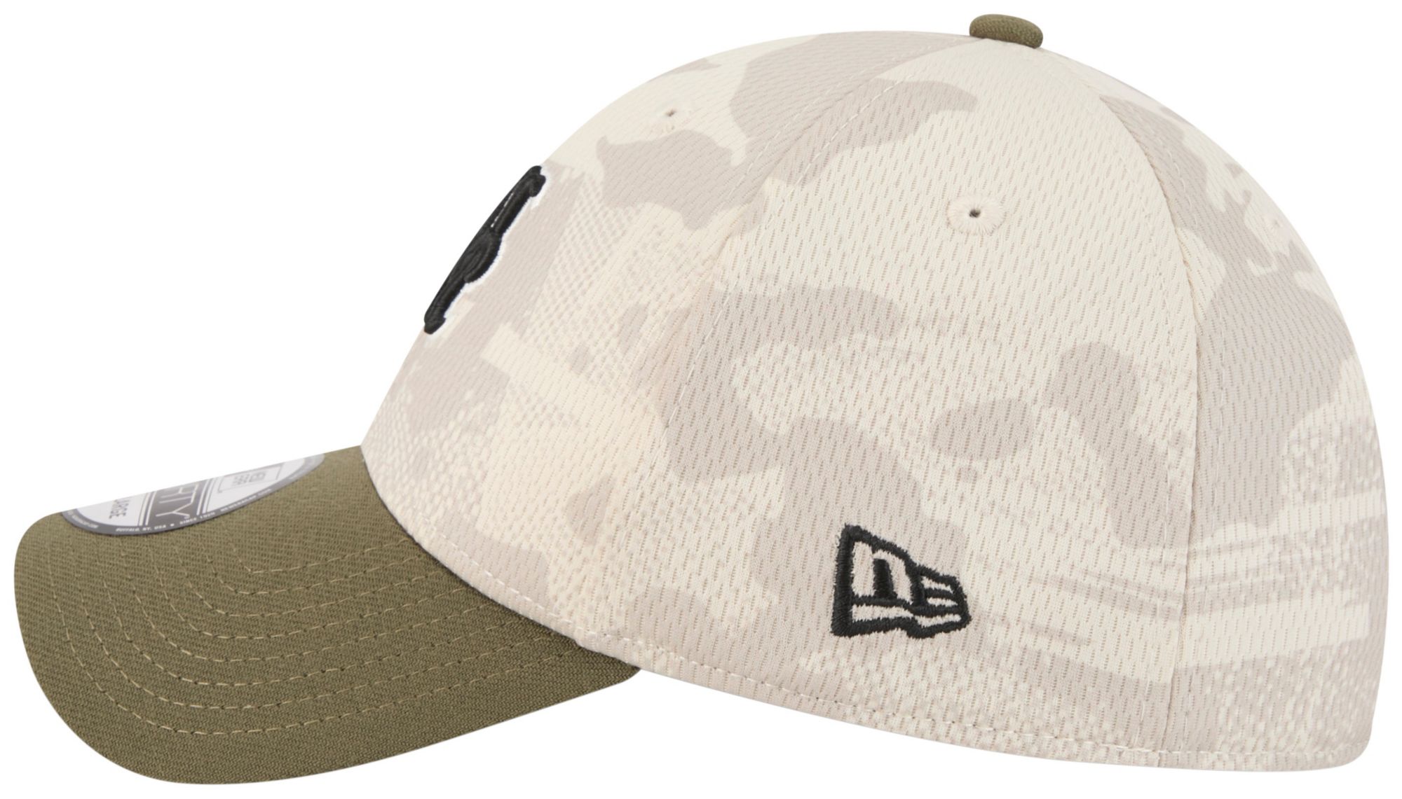 New Era Adult New York Mets Khaki Armed Forces Day 2025 39Thirty Stretch Fit Hat product image