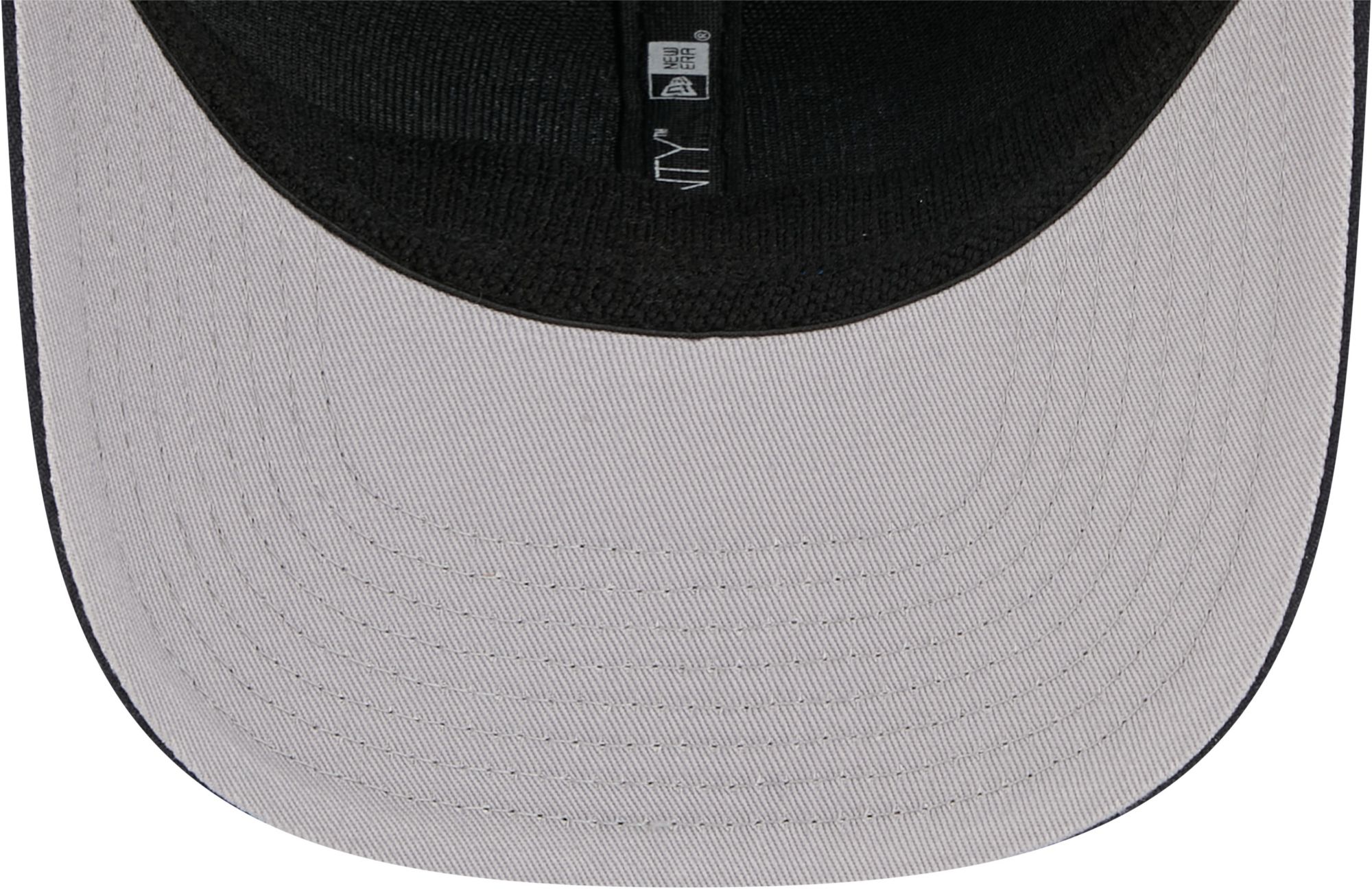 New Era Adult Notre Dame Fighting Irish Navy 9Seventy Performance Adjustable Stretch-Snap Hat product image