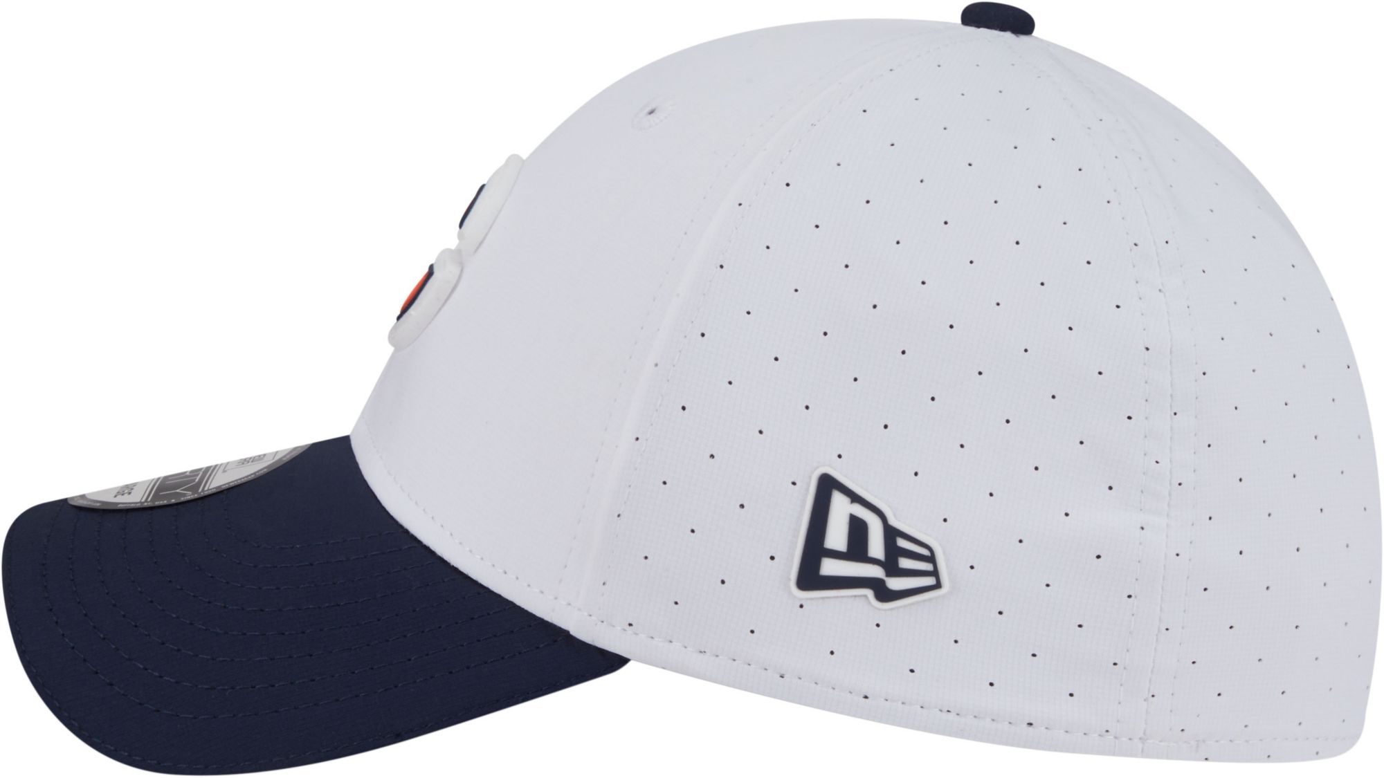 New Era Adult Chicago Bears Training Camp 2025 White 39Thirty Stretch Fit Hat product image