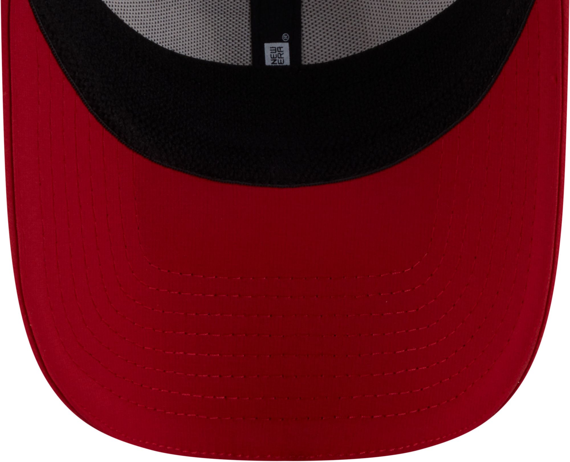 New Era Adult Tampa Bay Buccaneers Training Camp 2025 White 39Thirty Stretch Fit Hat product image