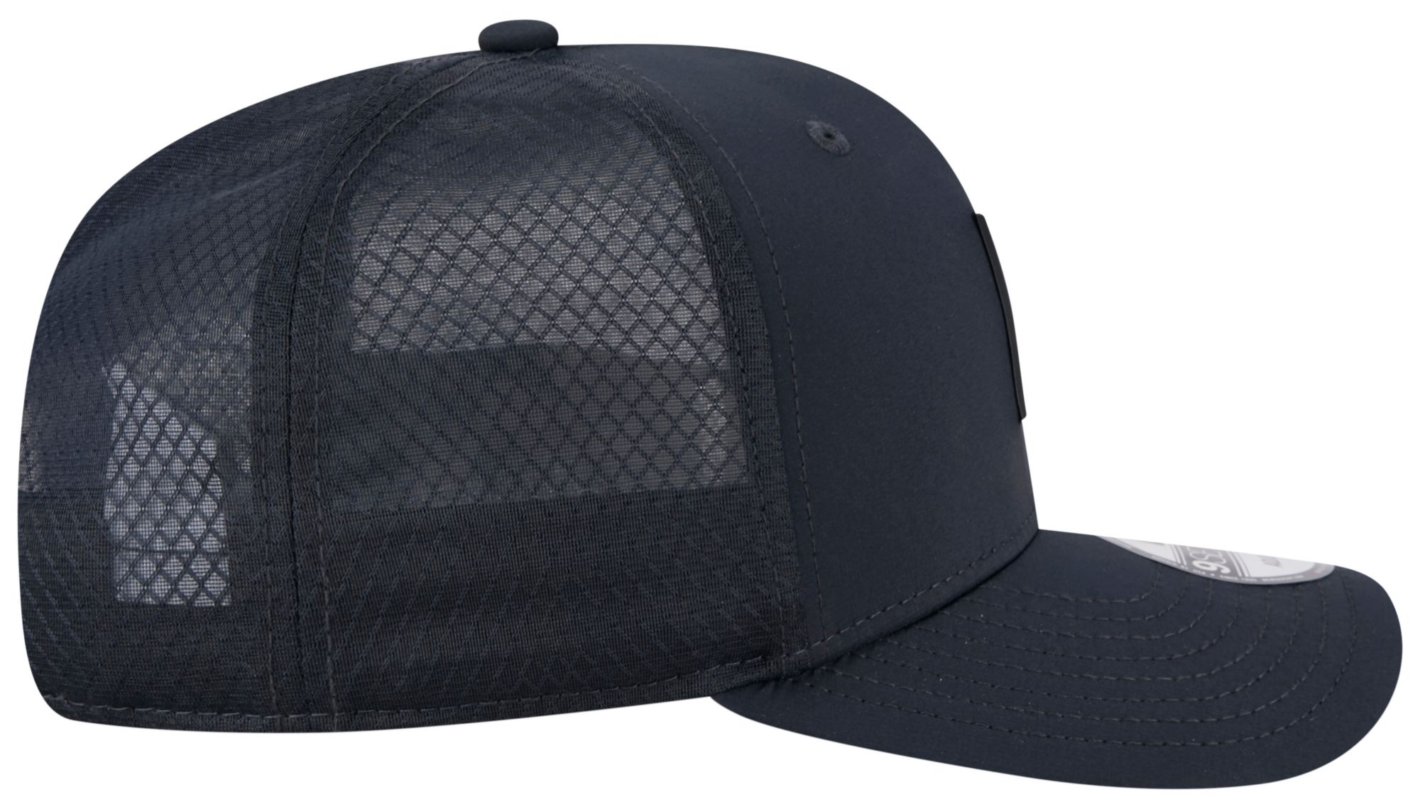 New Era Adult Notre Dame Fighting Irish Navy 2025 Sideline College Football 9Seventy Adjustable Trucker Hat product image