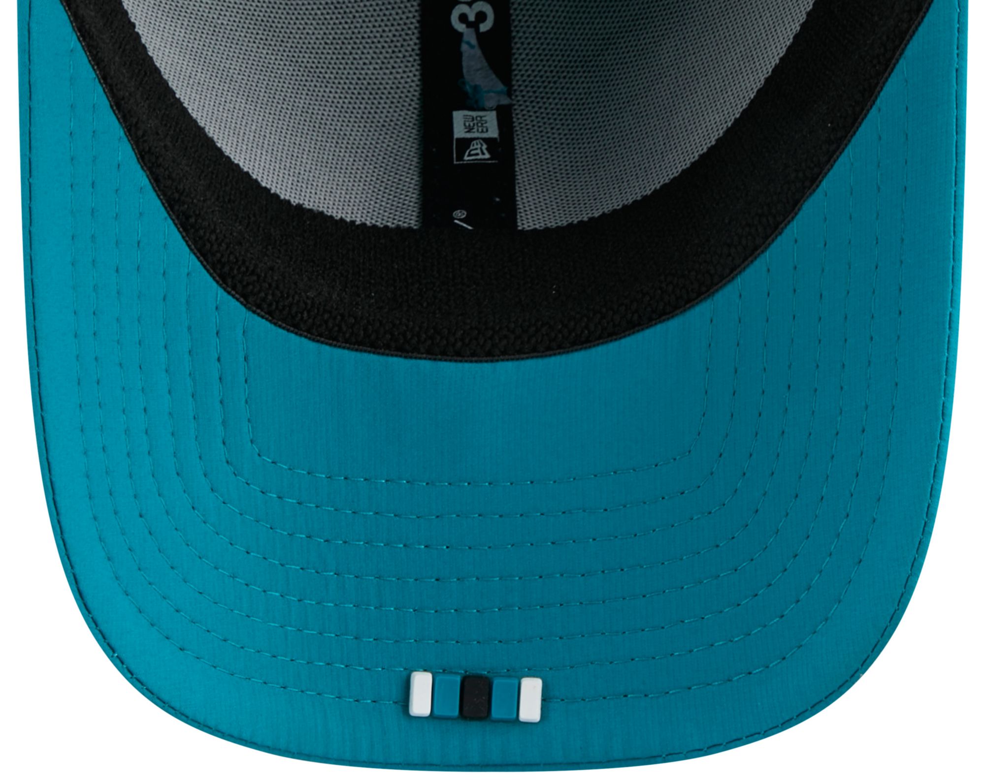 New Era Adult Jacksonville Jaguars Sideline 2025 Turquoise 39Thirty Stretch Fit Hat product image