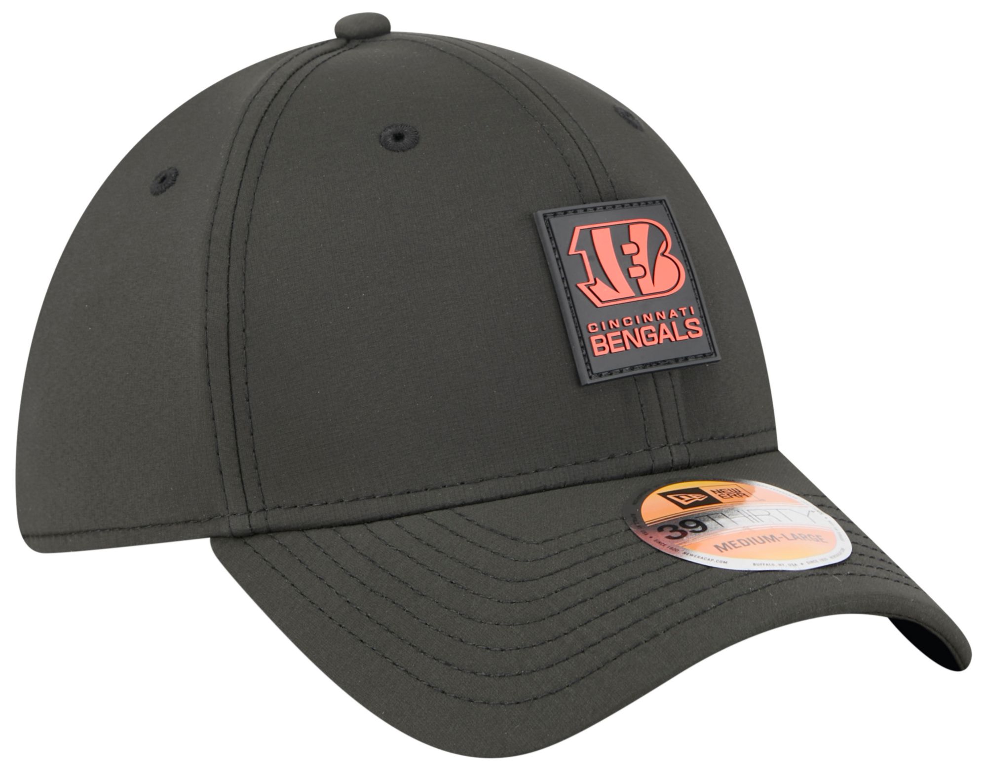 New Era Adult Cincinnati Bengals Sideline 2025 Black 39Thirty Stretch Fit Hat product image