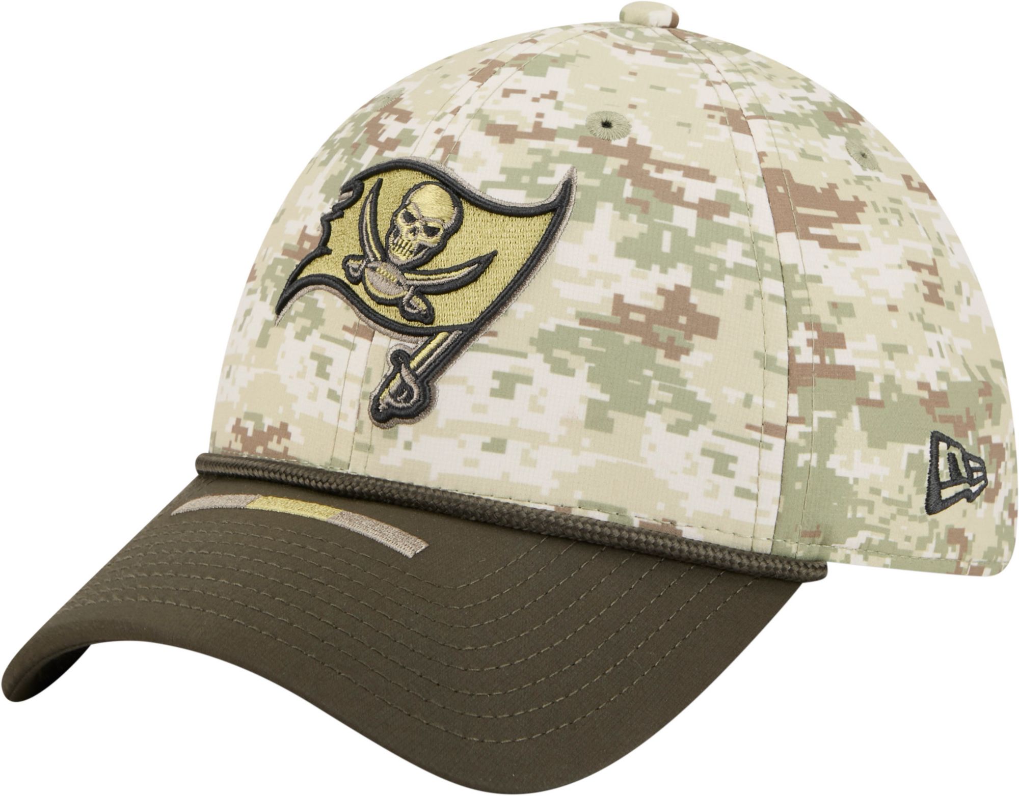 New Era Adult Tampa Bay Buccaneers Camo Salute To Service 2025 39Thirty Stretch Fit Hat product image