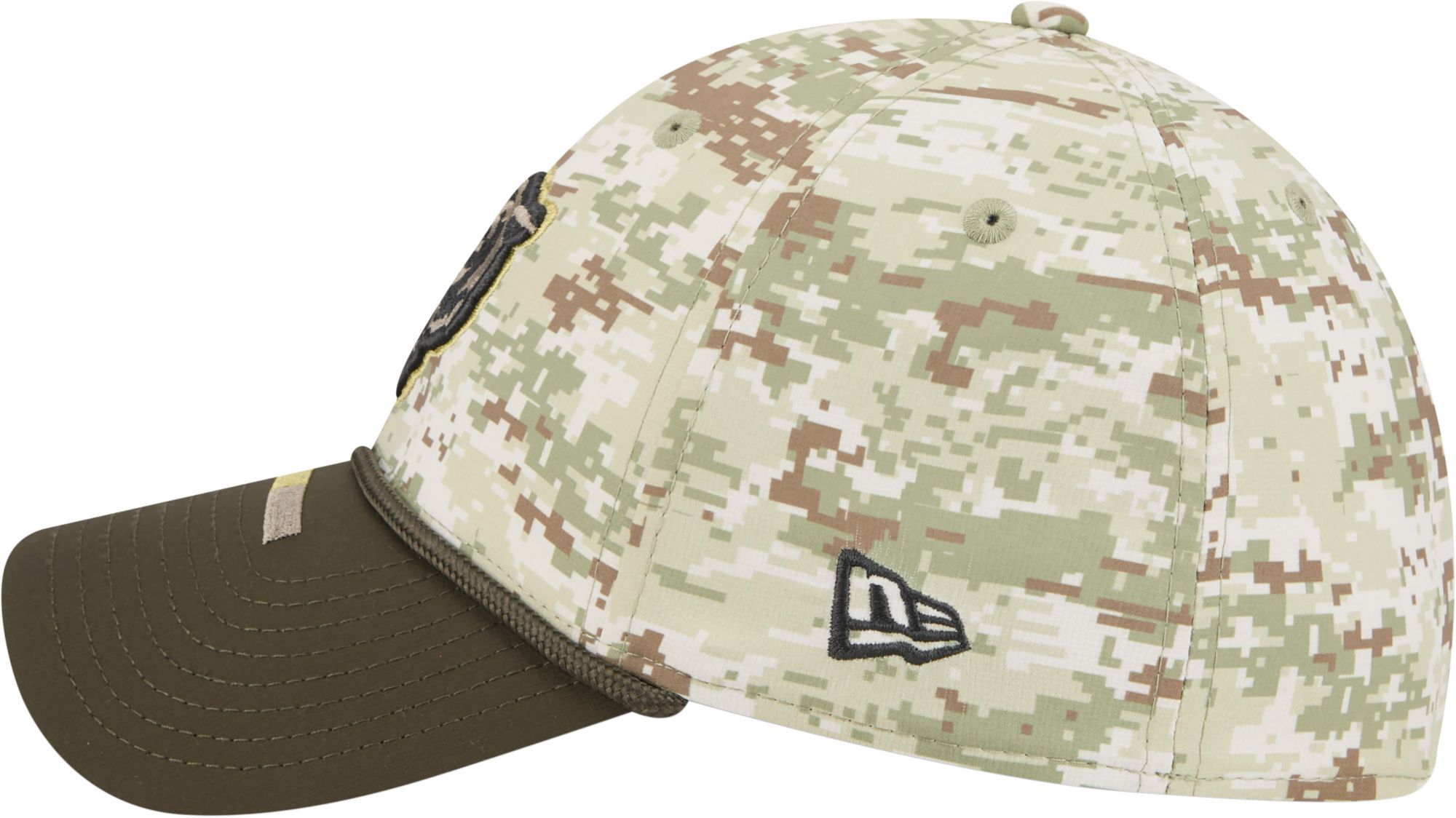 New Era Adult Chicago Bears Camo Salute To Service 2025 39Thirty Stretch Fit Hat product image