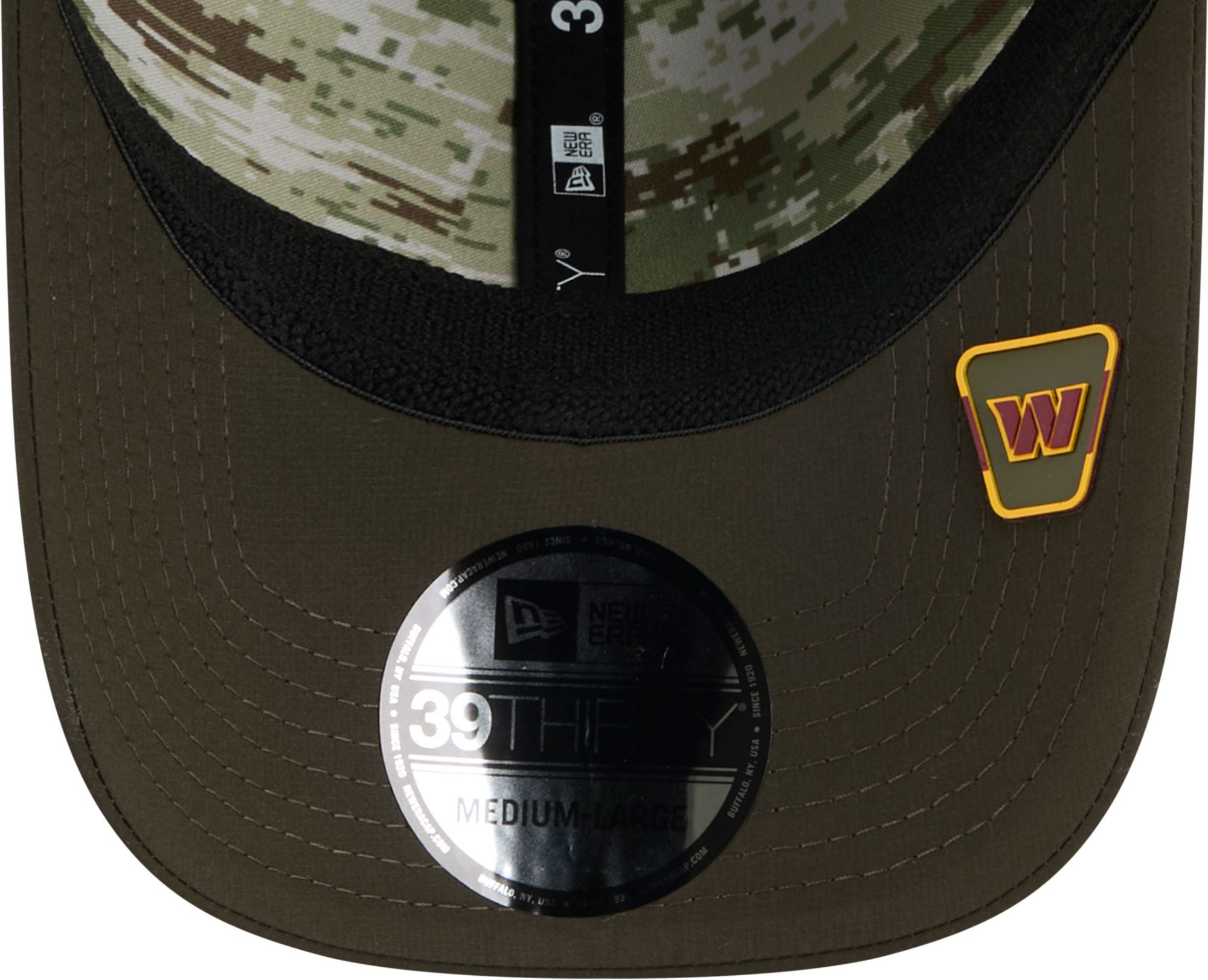 New Era Adult Washington Commanders Dark Moss Salute To Service 2025 39Thirty Stretch Fit Hat product image