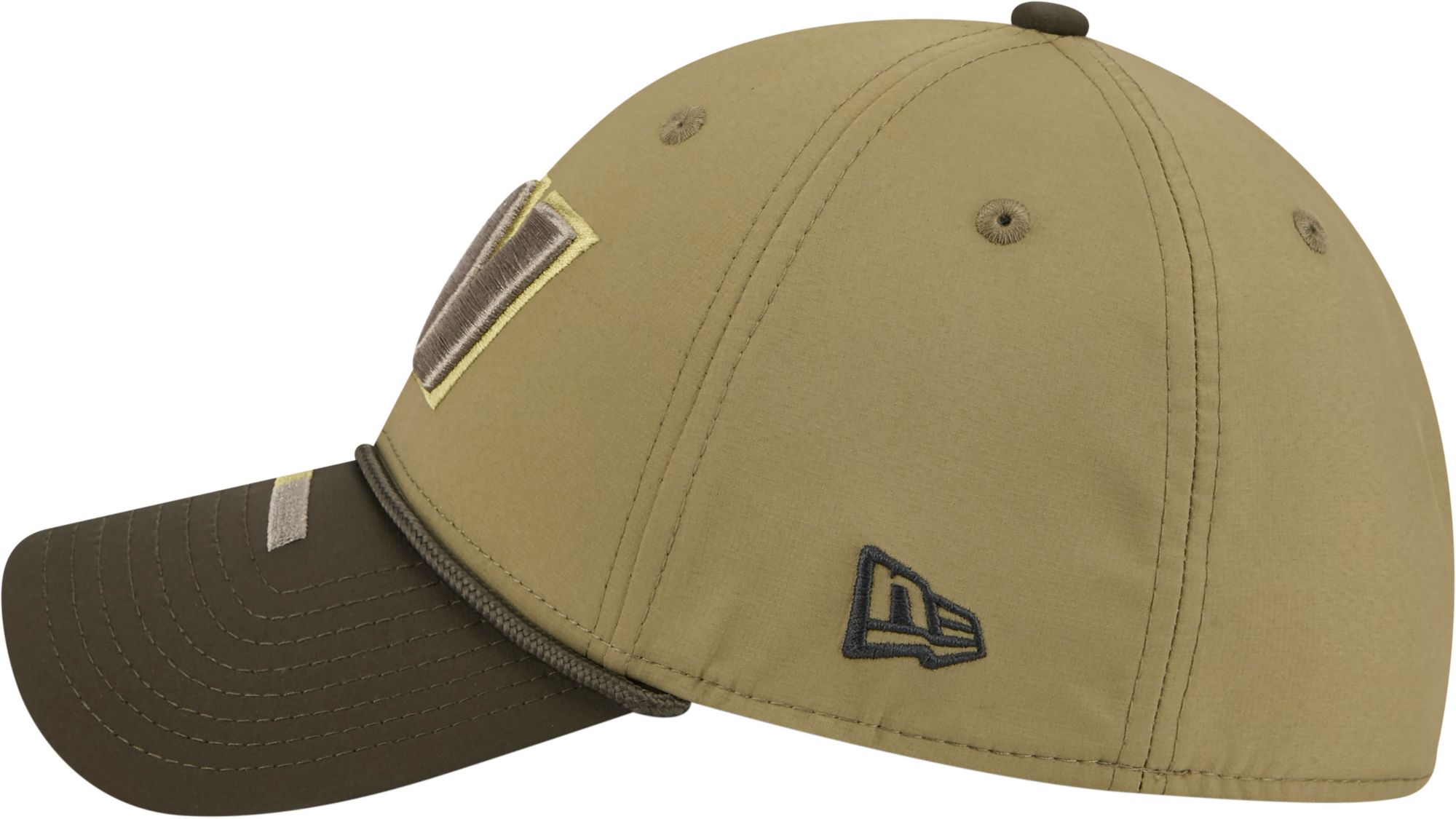 New Era Adult Washington Commanders Dark Moss Salute To Service 2025 39Thirty Stretch Fit Hat product image