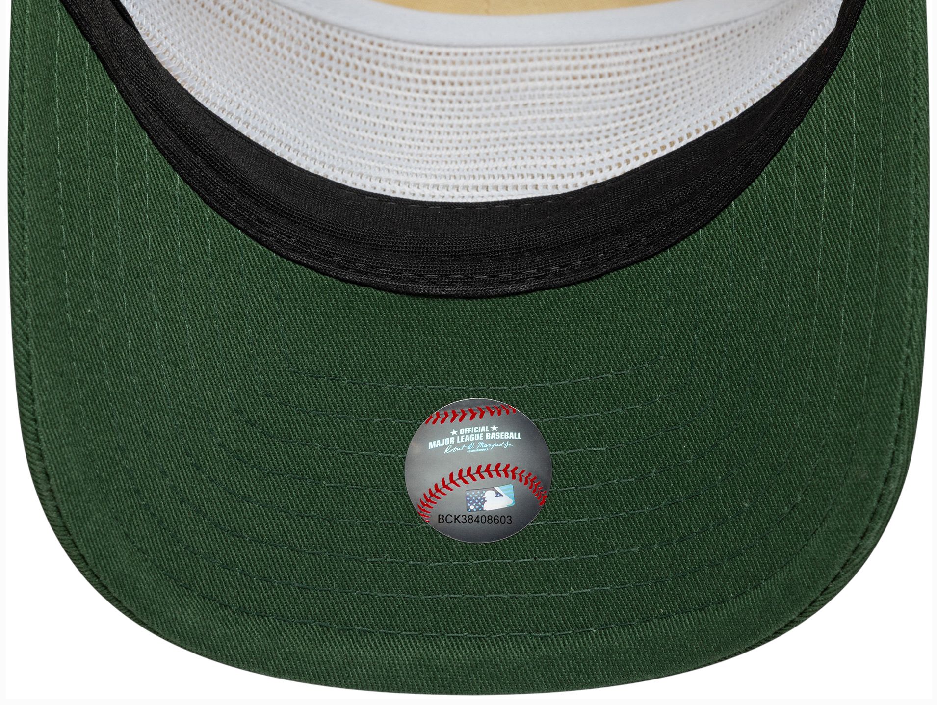 New Era Adult New York Yankees Cream 19Twenty Washed Graphic Hat product image