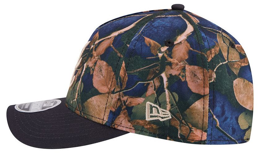 New Era Adult Atlanta Braves Navy Leaves 9Forty Adjustable Hat product image