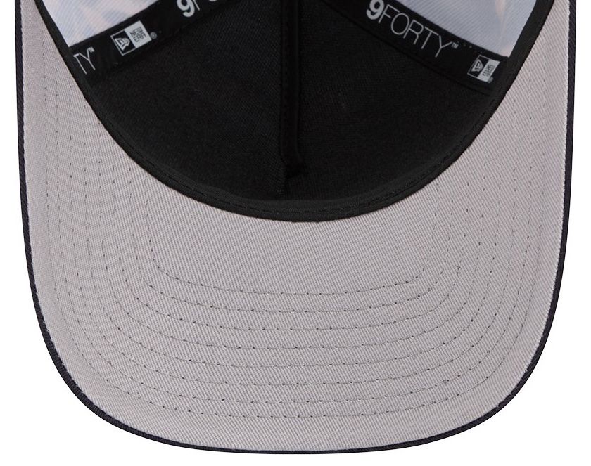 New Era Adult New York Yankees Navy Leaves 9Forty Adjustable Hat product image