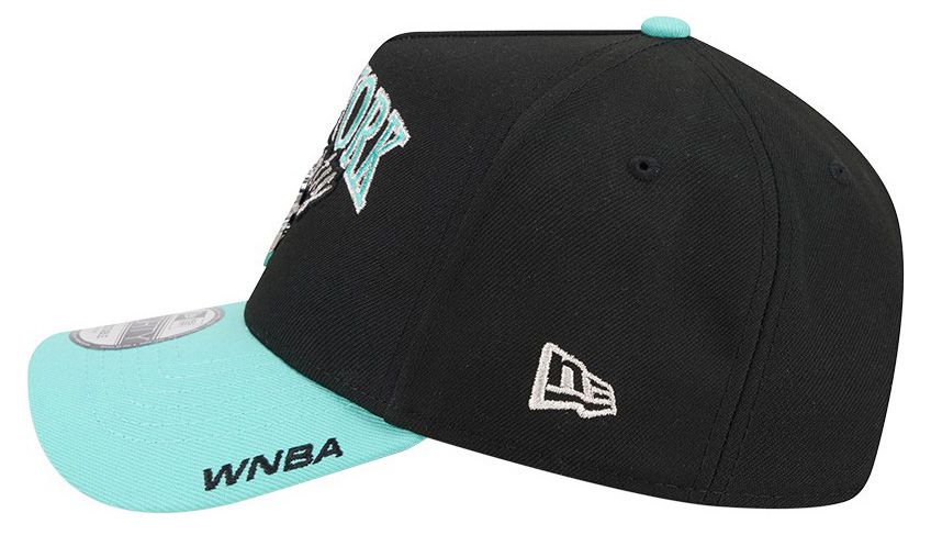 New Era Adult New York Liberty Black Tip-Off 9Forty Adjustable Hat product image