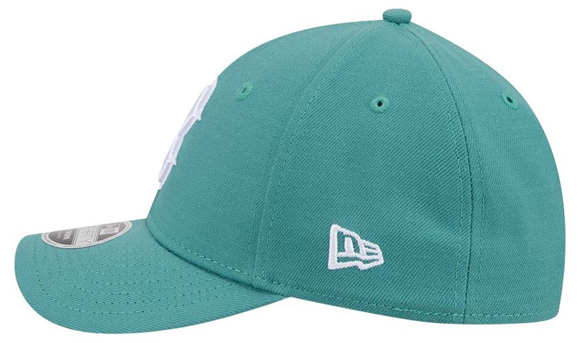 New Era Adult Boston Red Sox City Connect 39Thirty Stretch Fit Mesh Cap product image