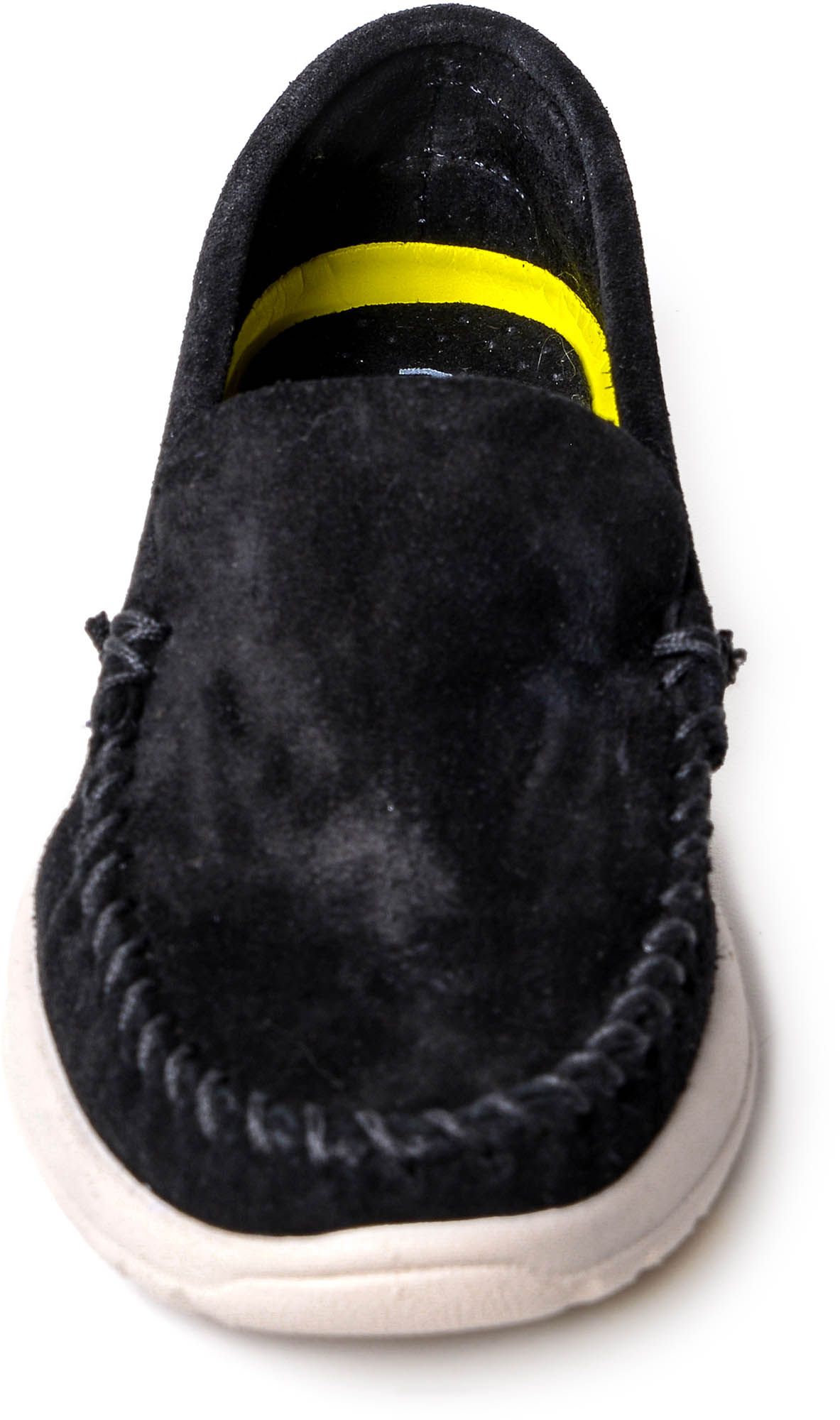Minnetonka Women's Discover Classic Moccasins product image