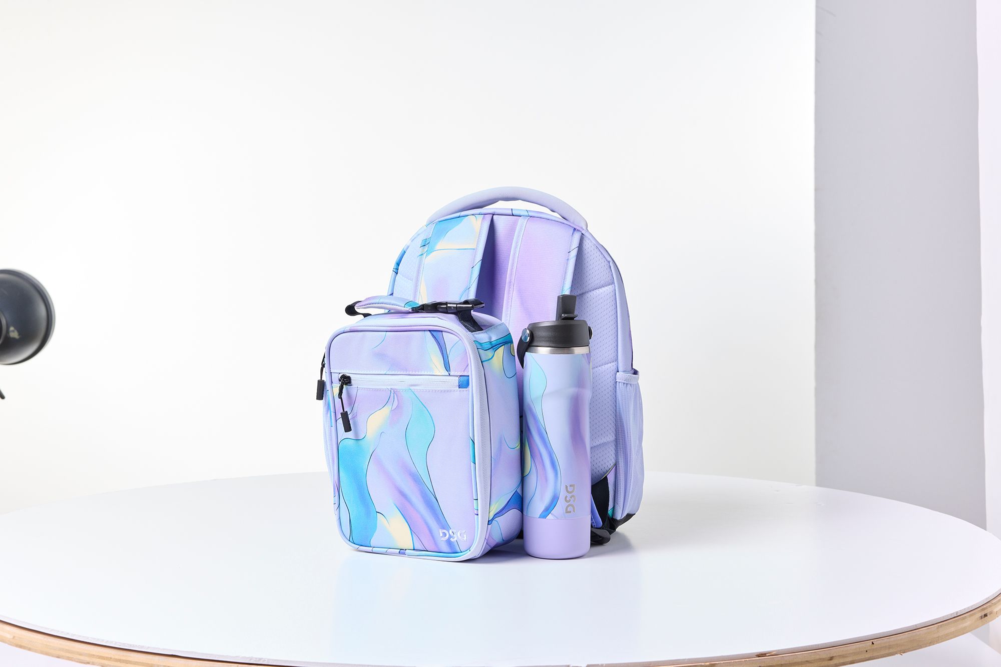 USCAPE Men's West Virginia Mountaineers Vintage Blue Stadium T-Shirt product image