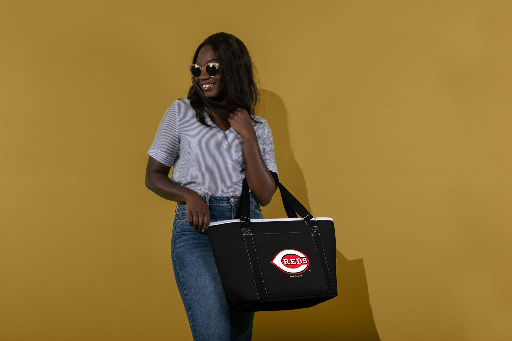 Picnic Time Cincinnati Reds Topanga Cooler Tote Bag product image