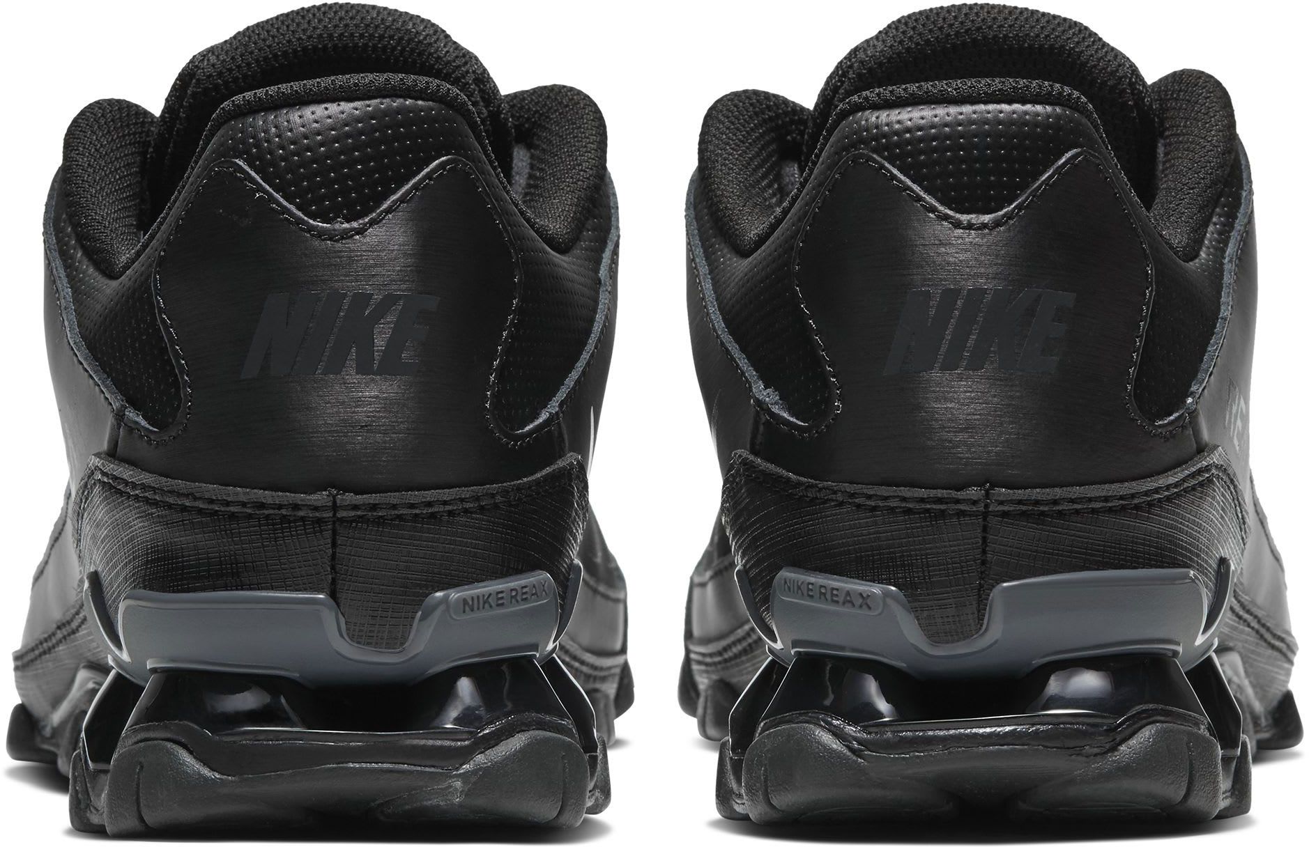 Nike Men's Reax 8 TR Shoes product image