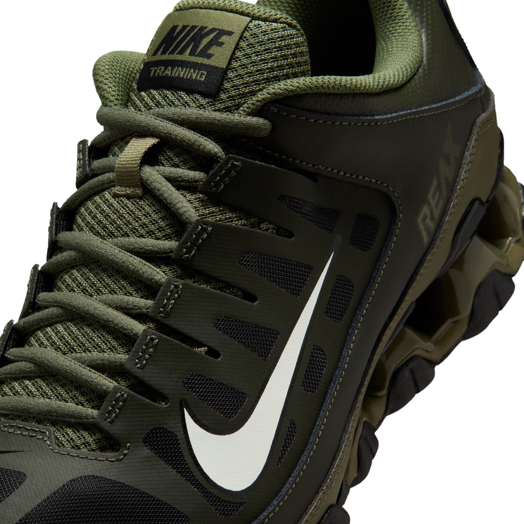 Nike Men's Reax 8 TR Shoes product image
