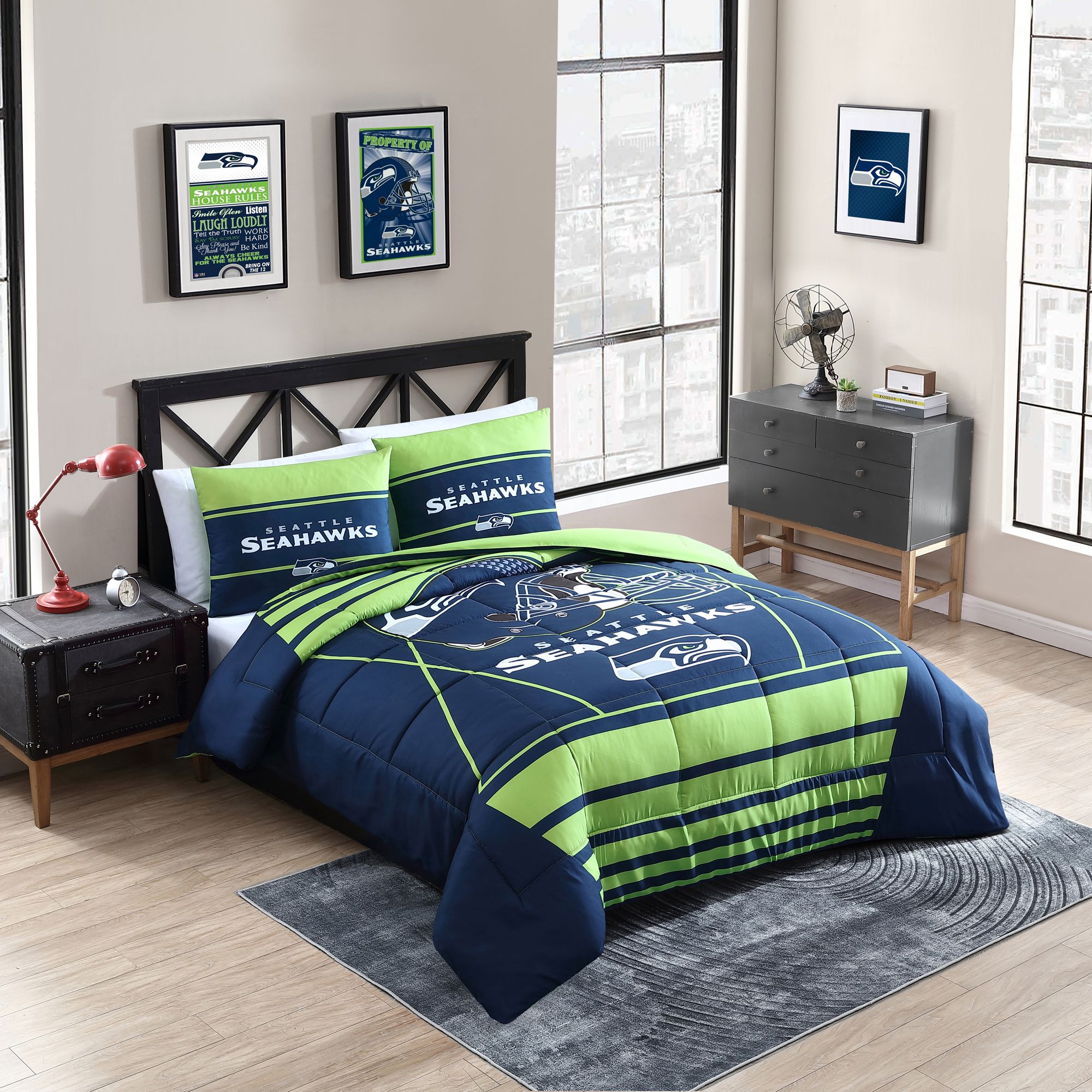 Logo Seattle Seahawks Crosser Full/Queen Comforter Set product image