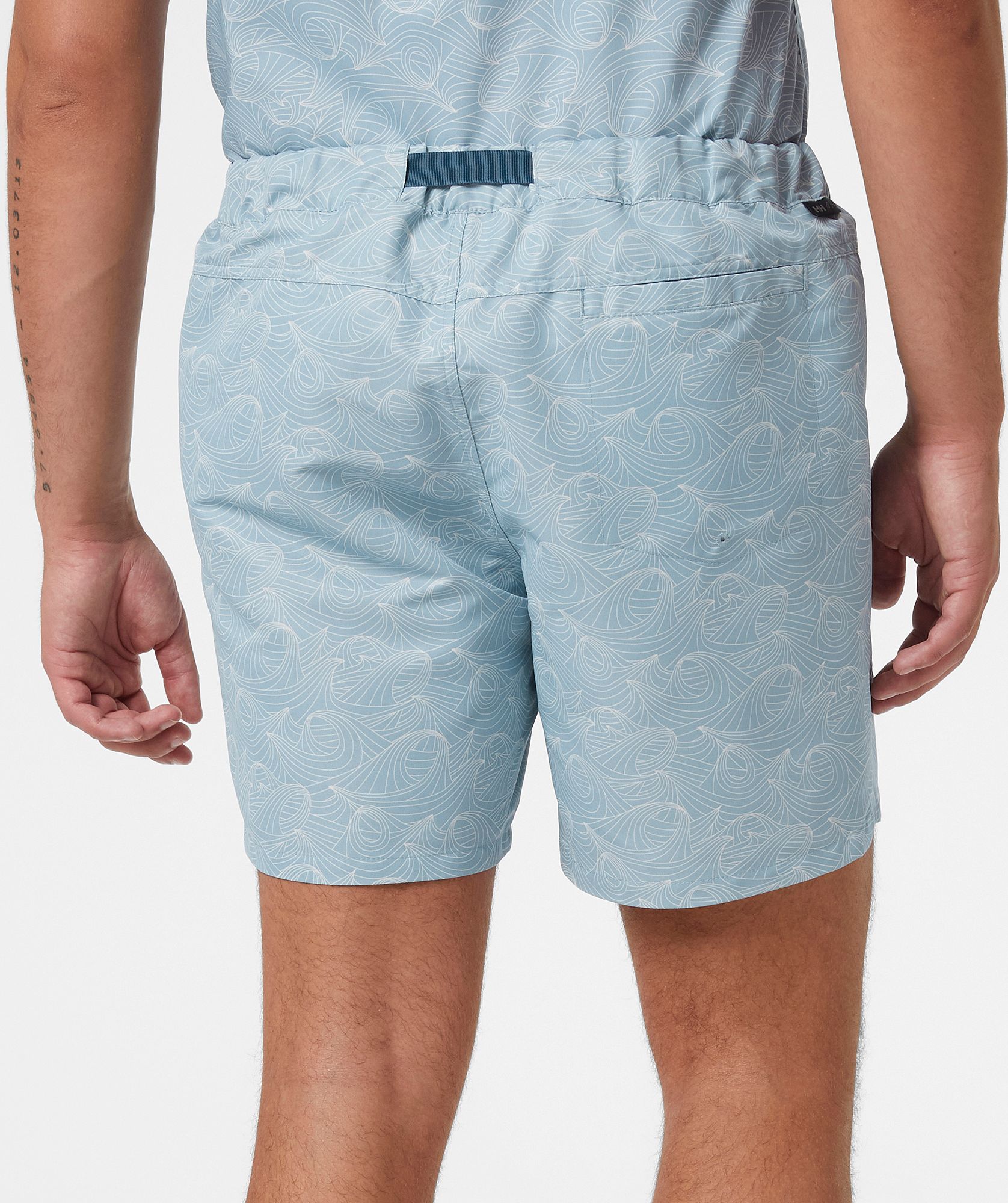 Helly Hansen Men's Solen Printed Recycled 6” Watershorts product image