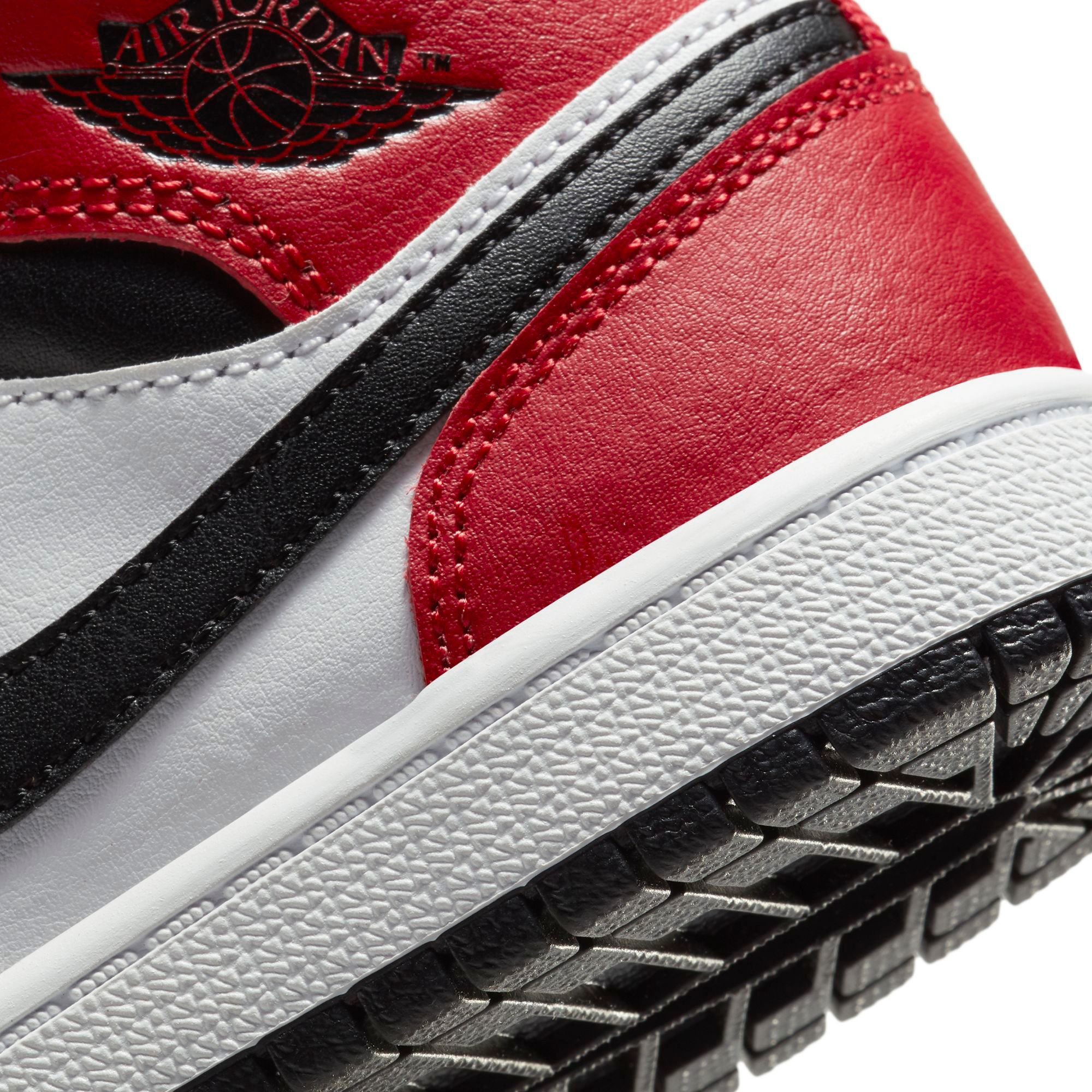 Jordan Kids' Preschool Air Jordan 1 Mid Basketball Shoes product image