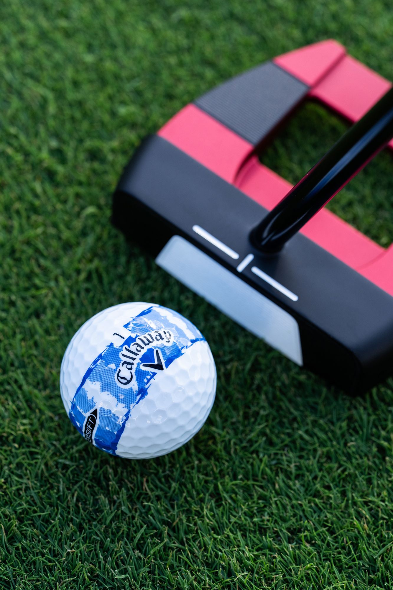 Callaway 2026 Supersoft Distressed Stripe Golf Balls product image