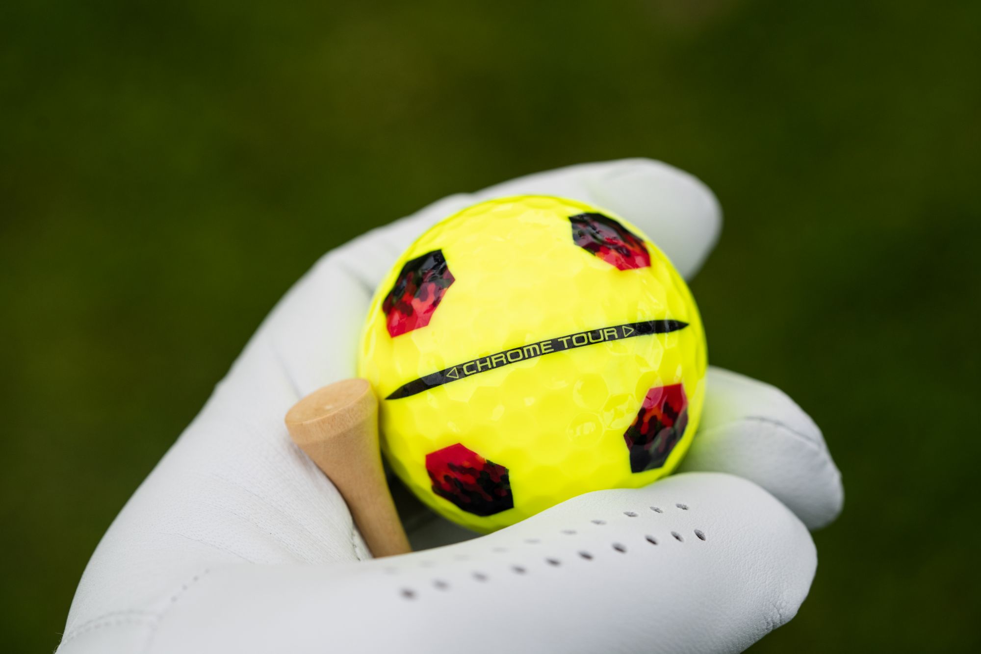 Callaway 2024 Chrome Tour TruTrack Golf Balls product image