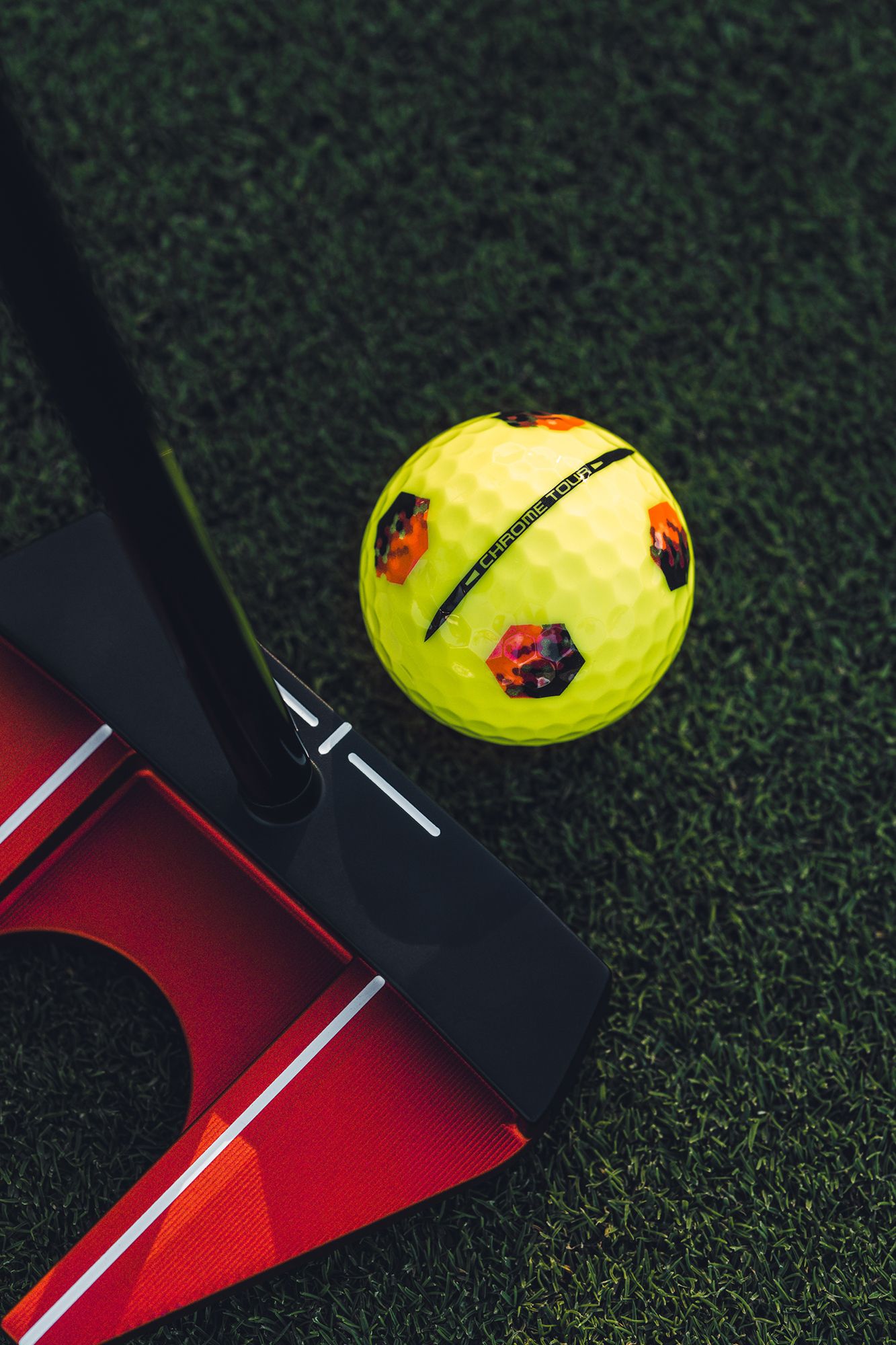 Callaway 2026 Chrome Tour TruTrack Golf Balls product image