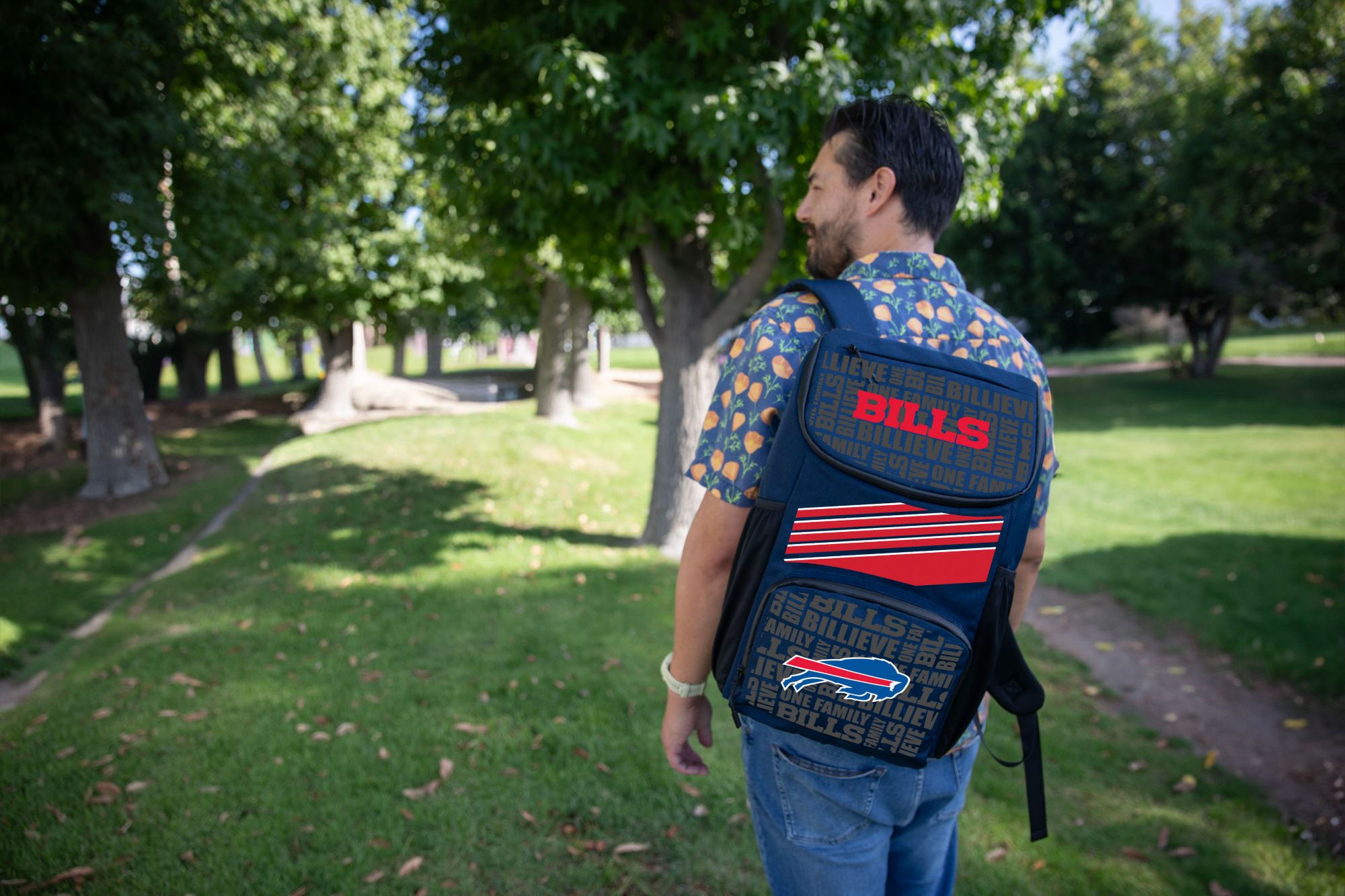Picnic Time Buffalo Bills LG Backpack Cooler product image