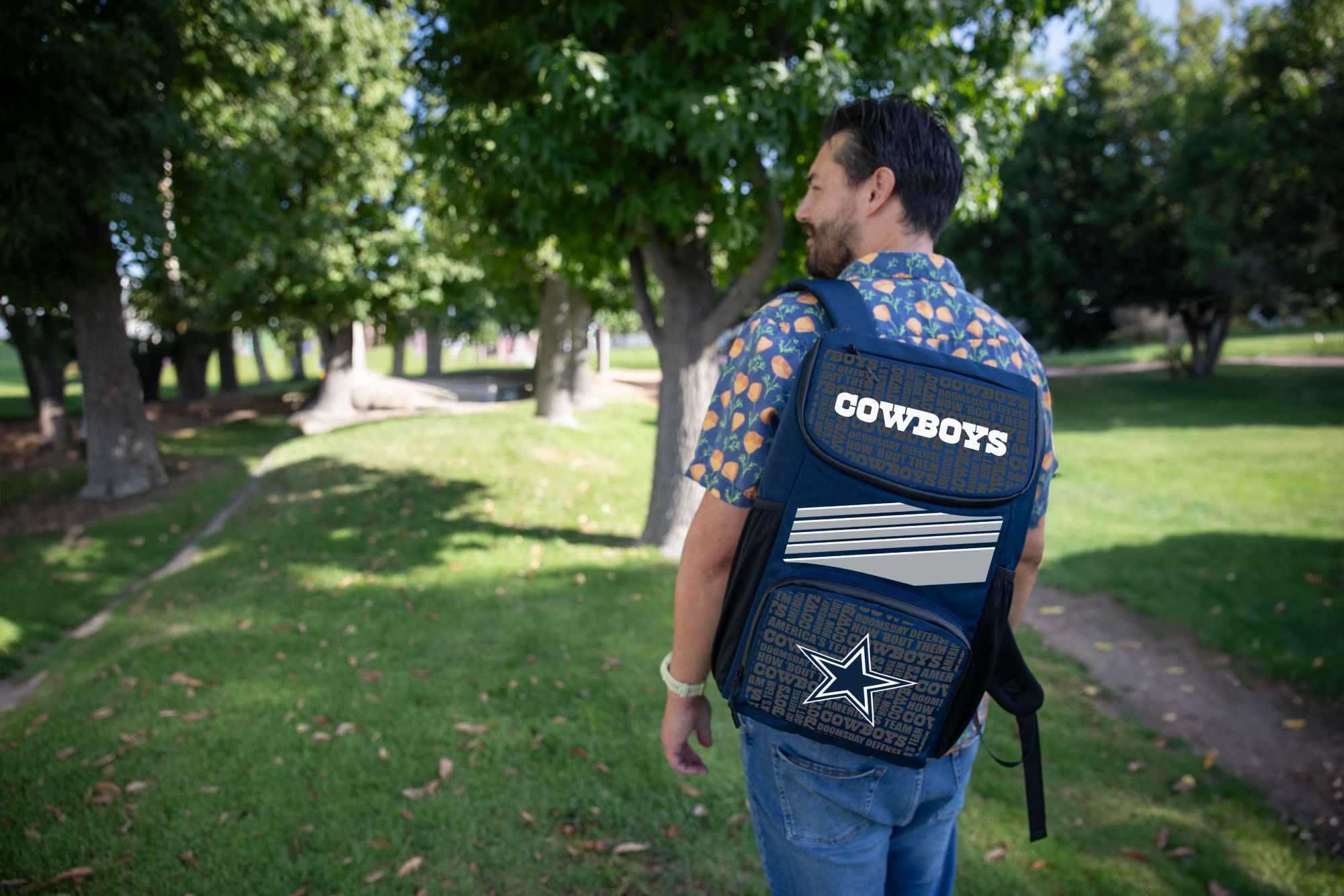 Picnic Time Dallas Cowboys LG Backpack Cooler product image