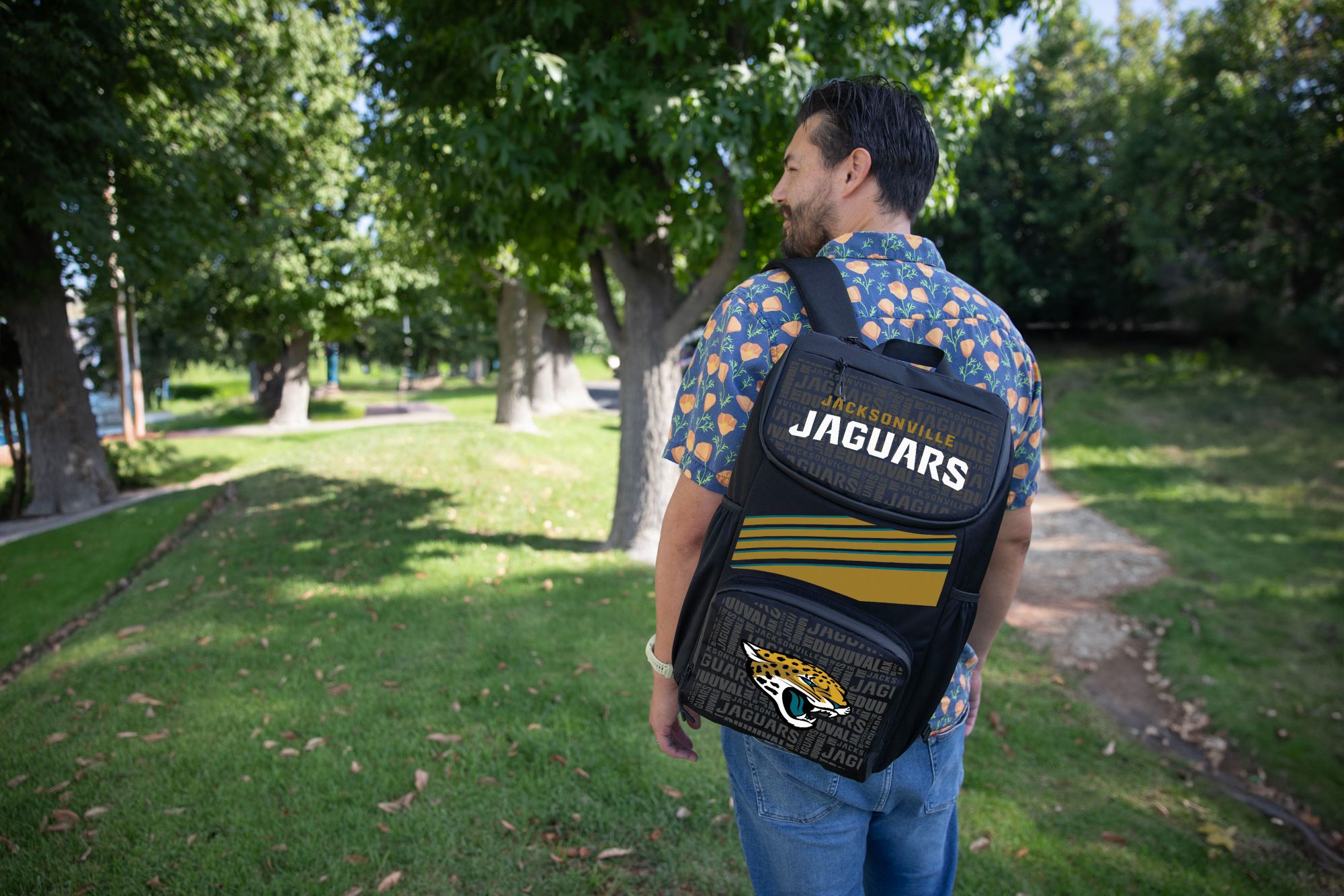 Picnic Time Jacksonville Jaguars LG Backpack Cooler product image