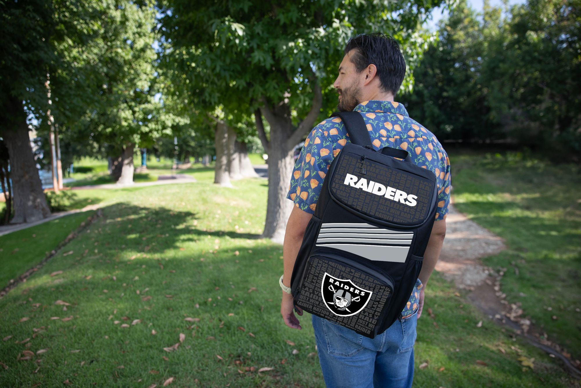 Picnic Time Las Vegas Raiders LG Backpack Cooler product image