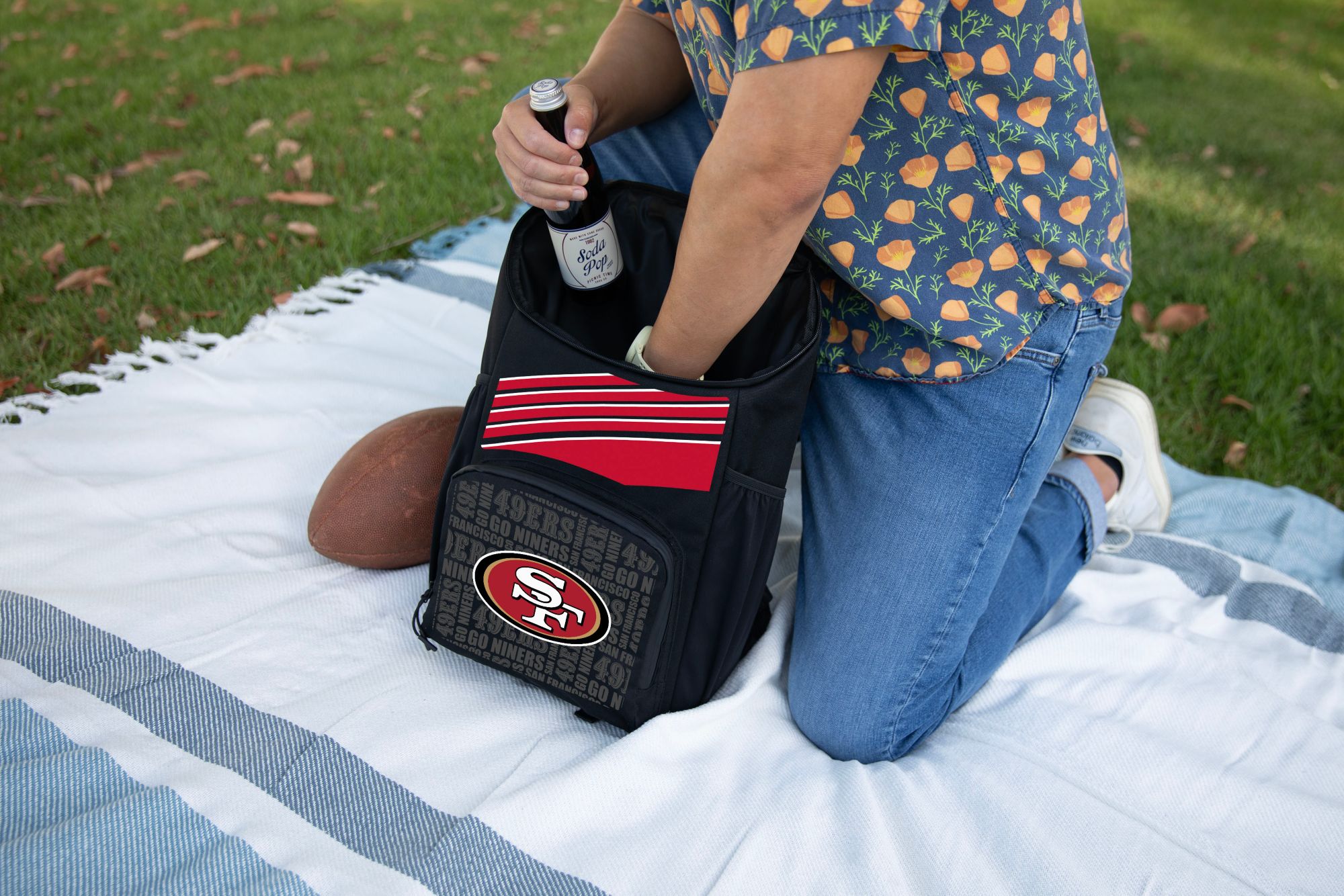 Picnic Time San Francisco 49ers LG Backpack Cooler product image
