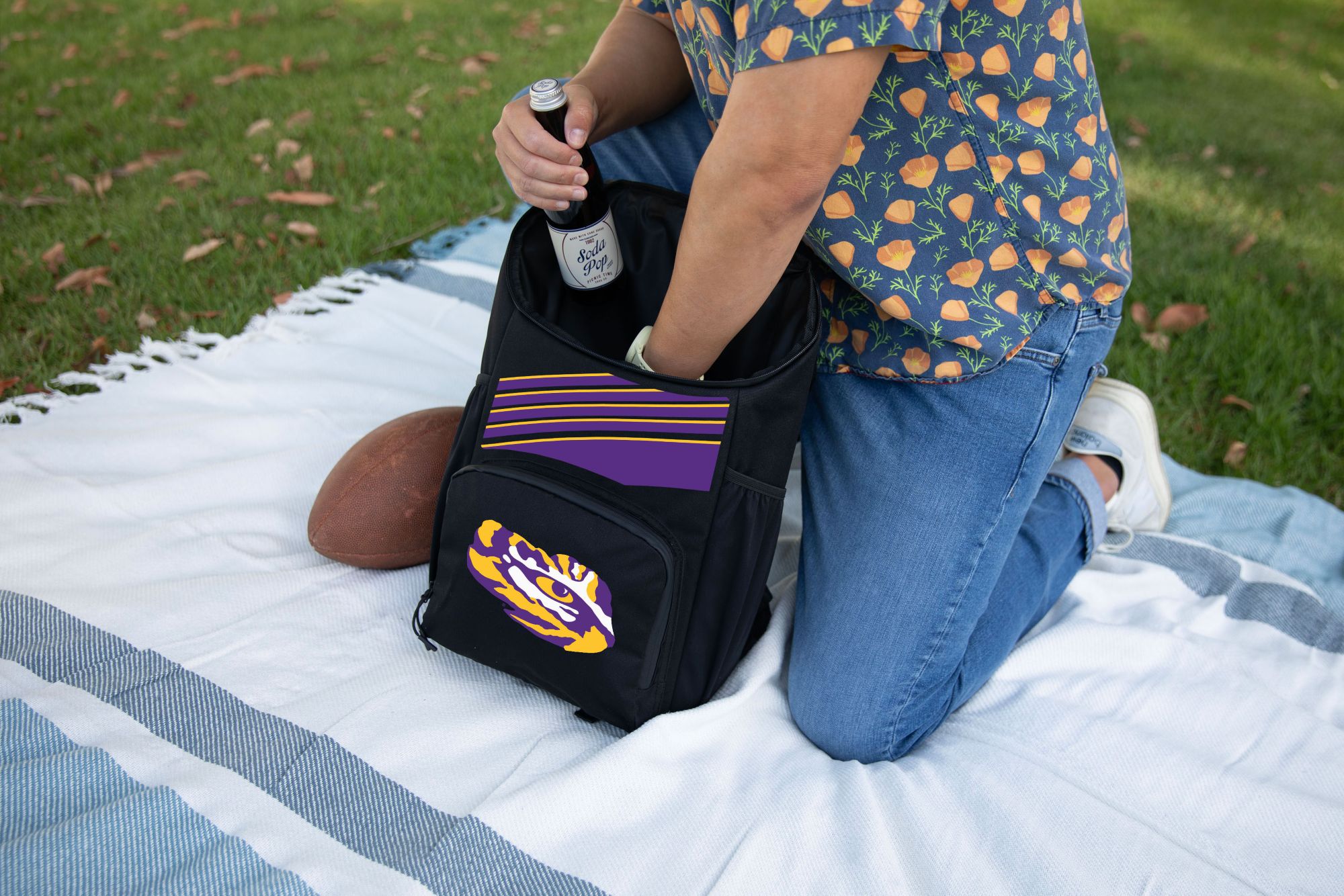 Picnic Time LSU Tigers Large Backpack Cooler product image