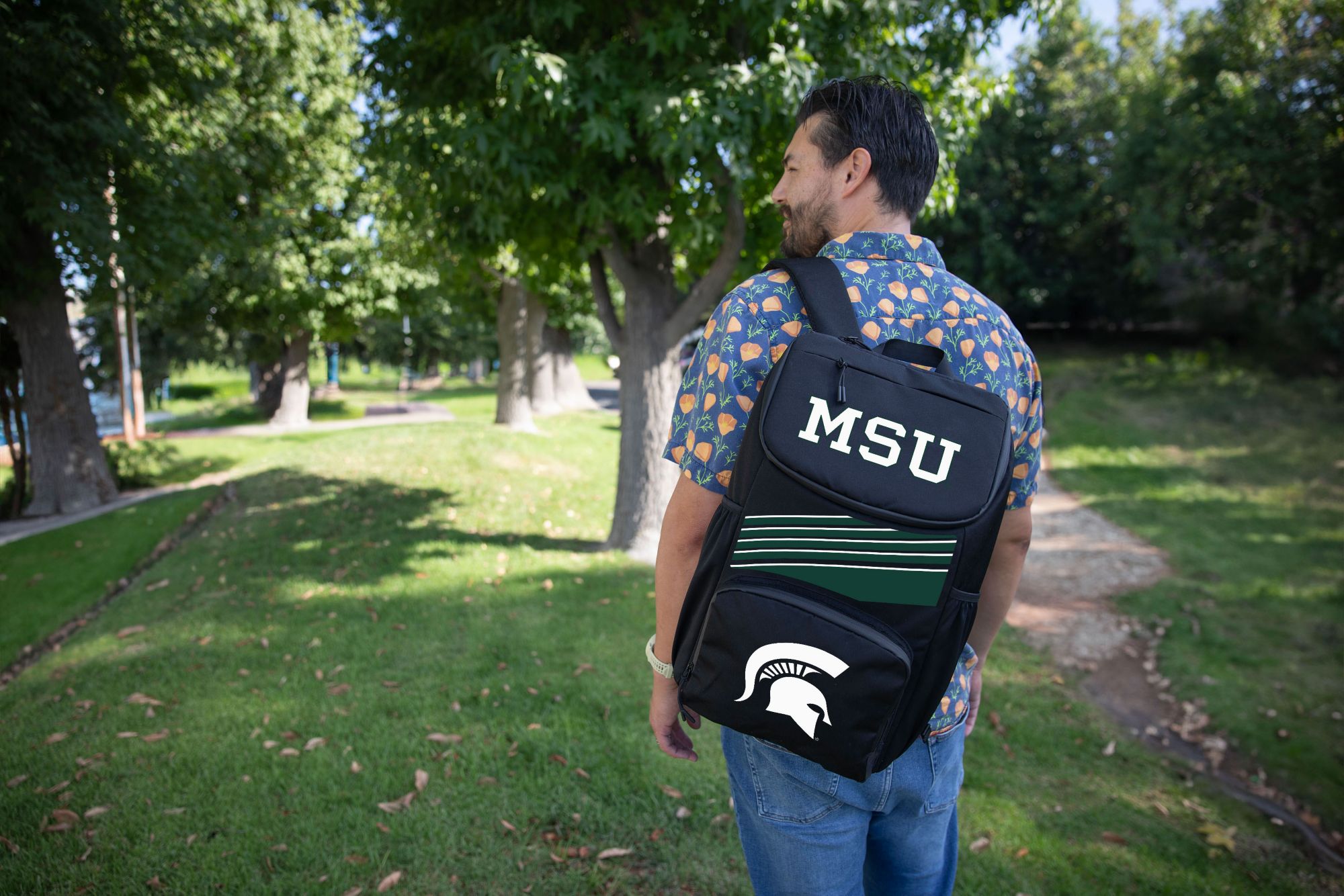 Picnic Time Michigan State Spartans Large Backpack Cooler product image
