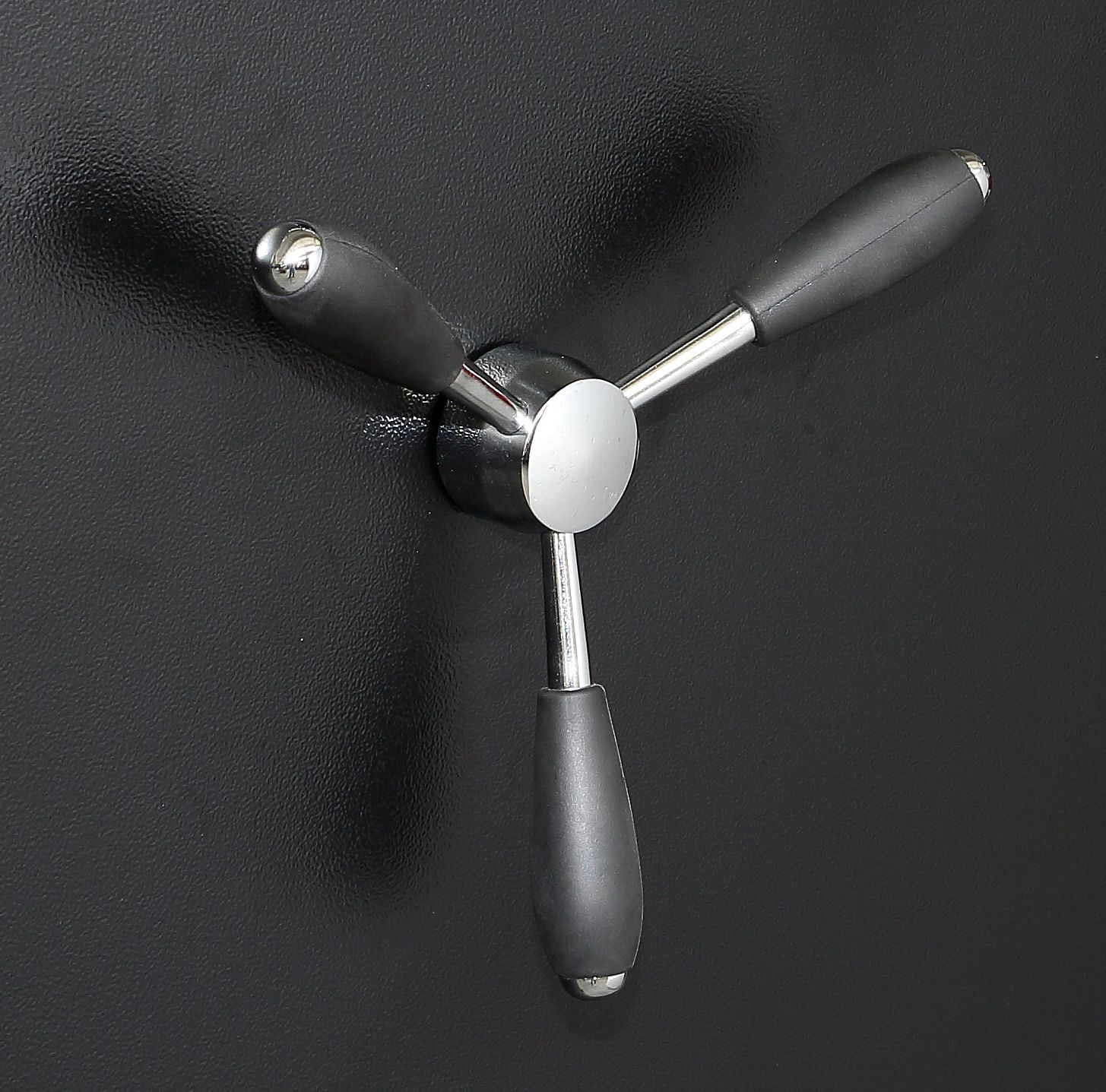 Fortress 64+4 Gun Fire Safe with Electronic Lock product image