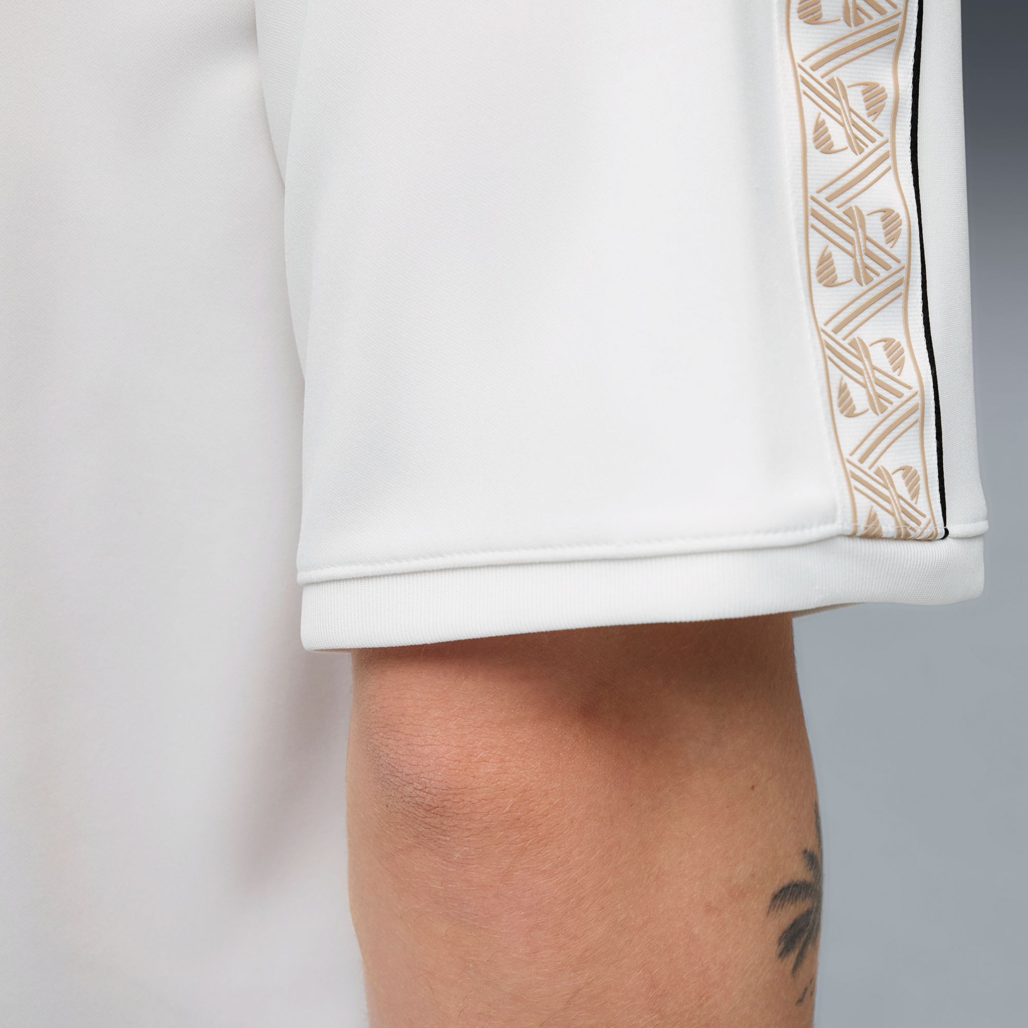 PUMA Adult England KING 2026 Throwback Jersey product image