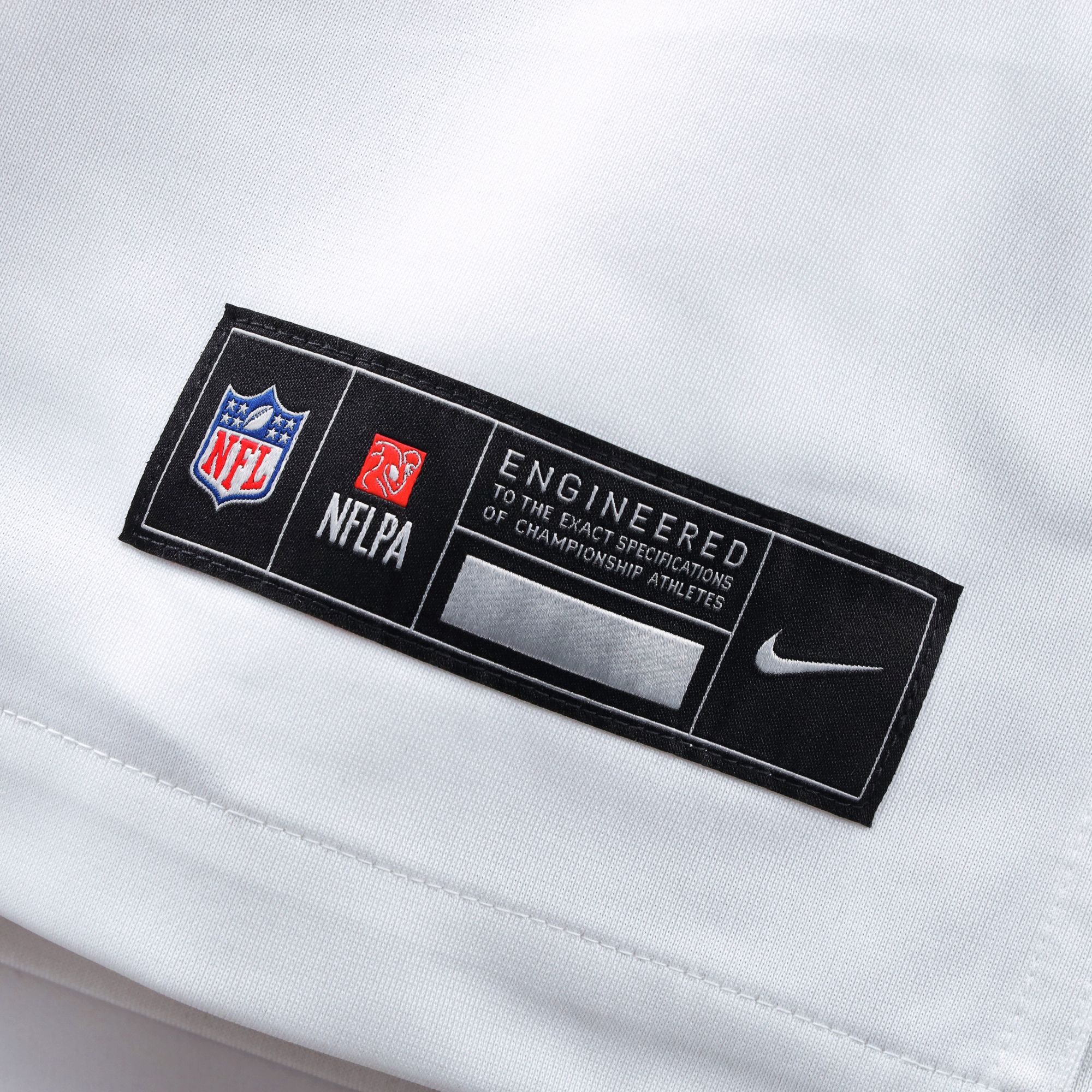 Nike Men's Washington Commanders Terry McLaurin #17 2nd Alternate White Game Jersey product image