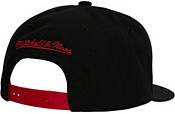 Mitchell & Ness Chicago Blackhawks '22-'23 Special Edition Lockup Snapback Adjustable Hat product image