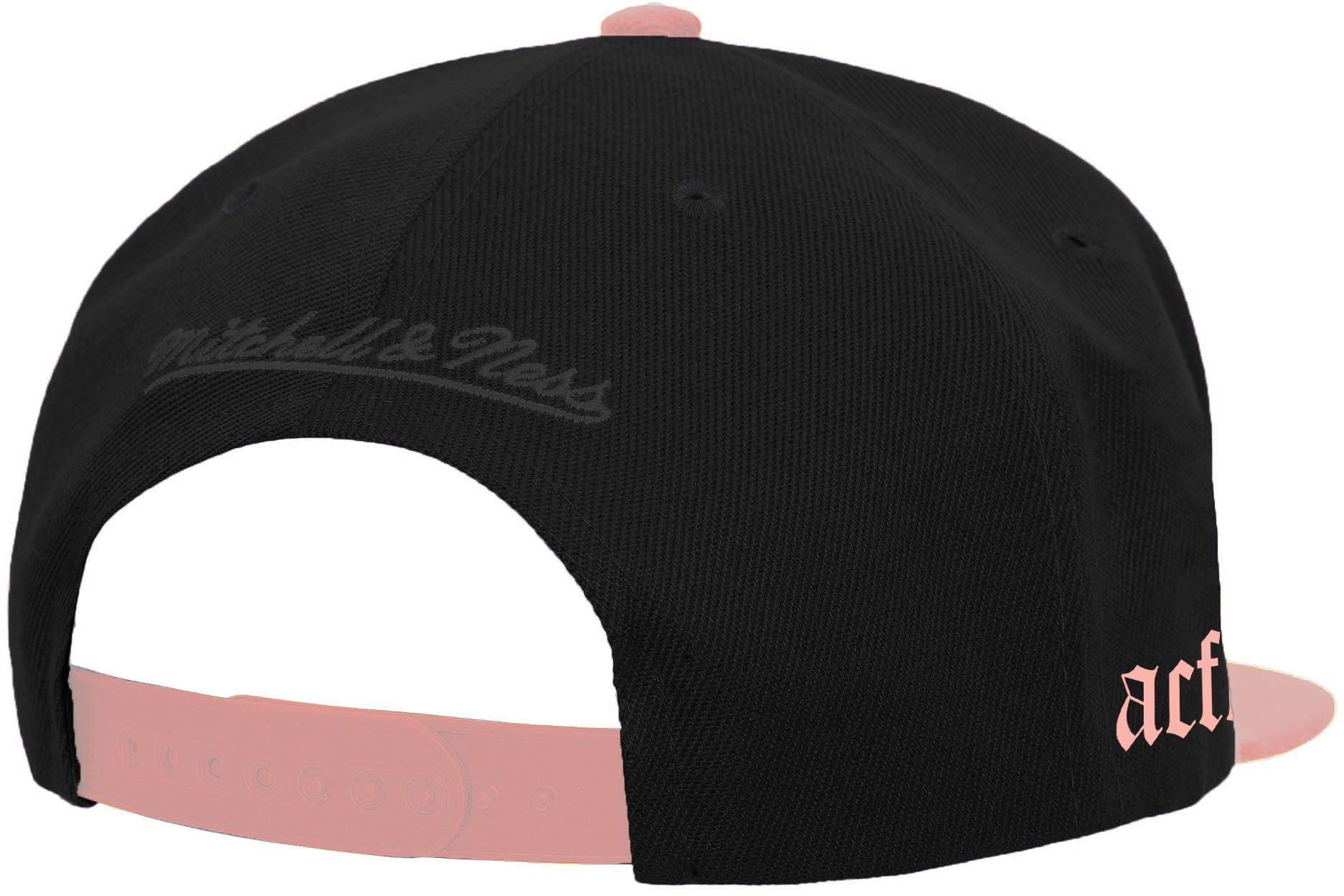 Mitchell & Ness Angel City FC Logo Snapback Hat