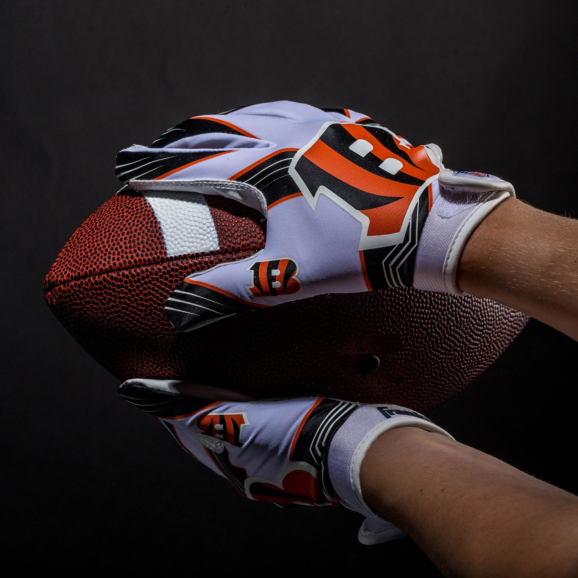 Franklin Cincinnati Bengals Youth Receiver Gloves product image
