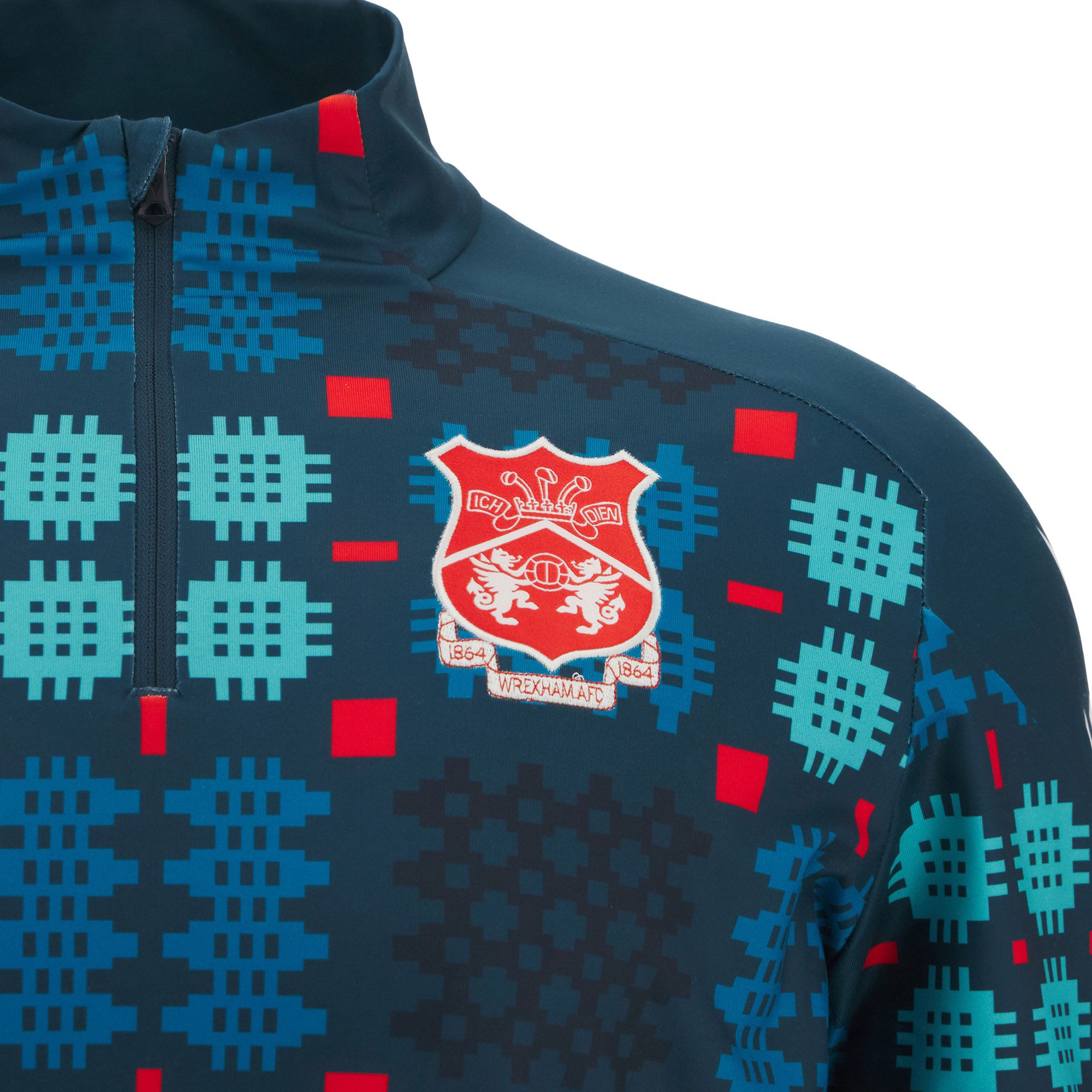 Macron Youth Wrexham 2025 Green Warmup Quarter-Zip Pullover product image