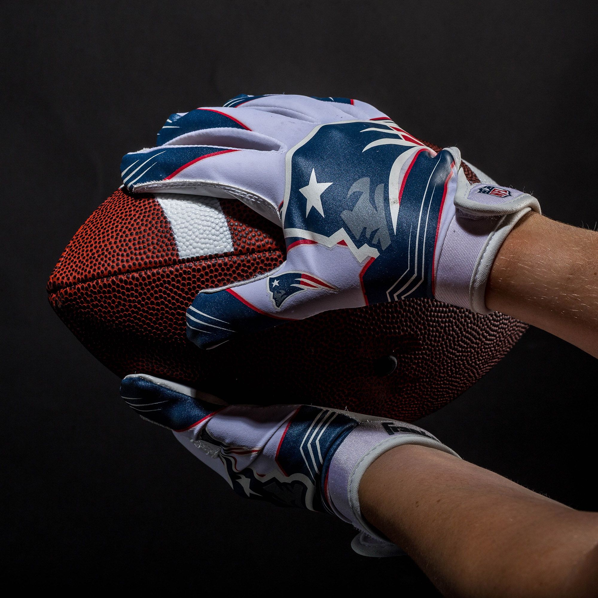 Franklin Youth New England Patriots Receiver Gloves product image