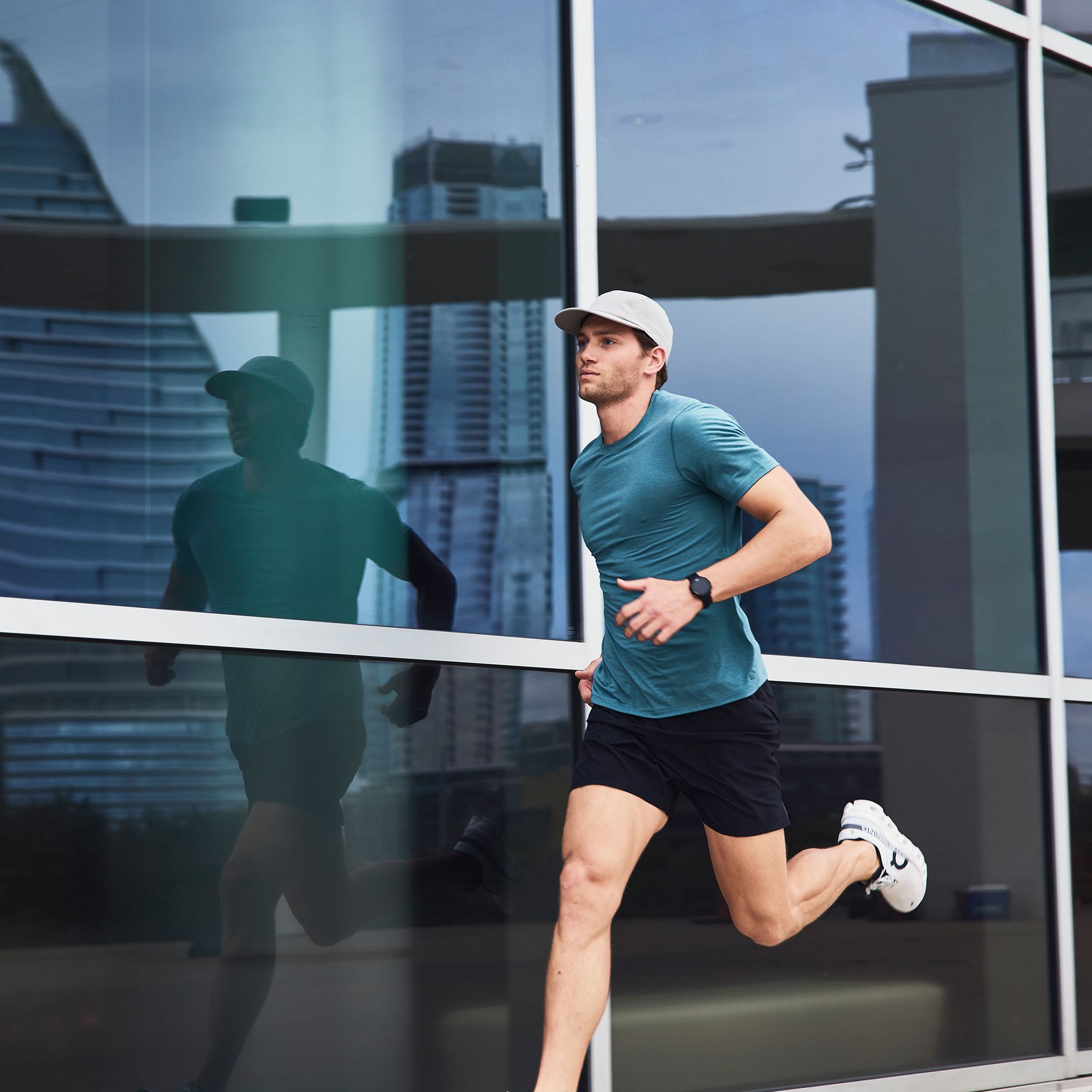 VRST Men's 7" Accelerate Running Boxer Brief Short product image