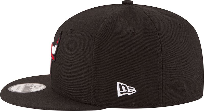 New Era Men's Chicago Bulls Black 9Fifty Adjustable Hat product image
